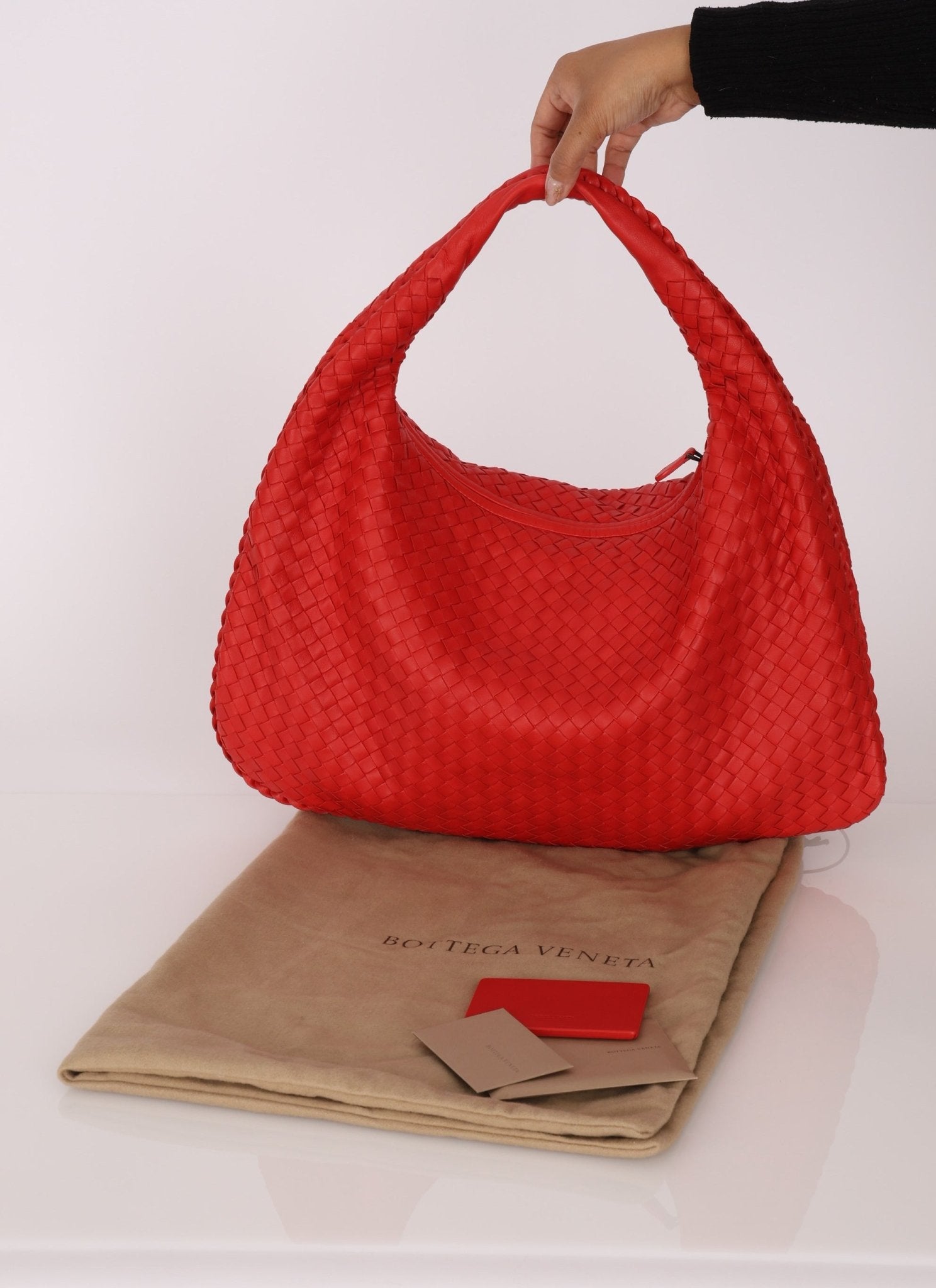 Bottega Veneta Intrecciato Red Hobo w/ Mirror - FashioNica