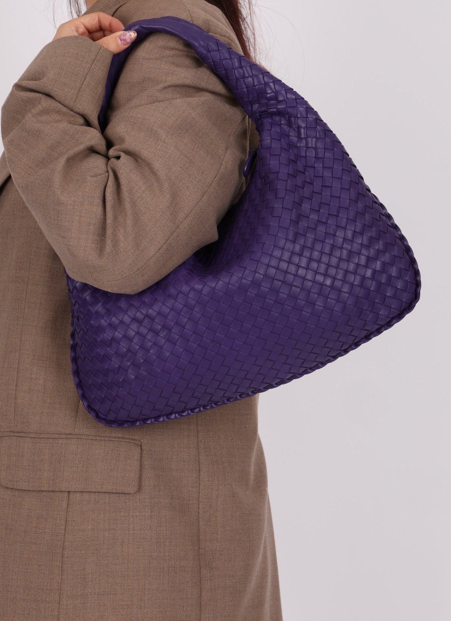 Bottega Veneta Ube Intrecciato Small Hobo - FashioNica