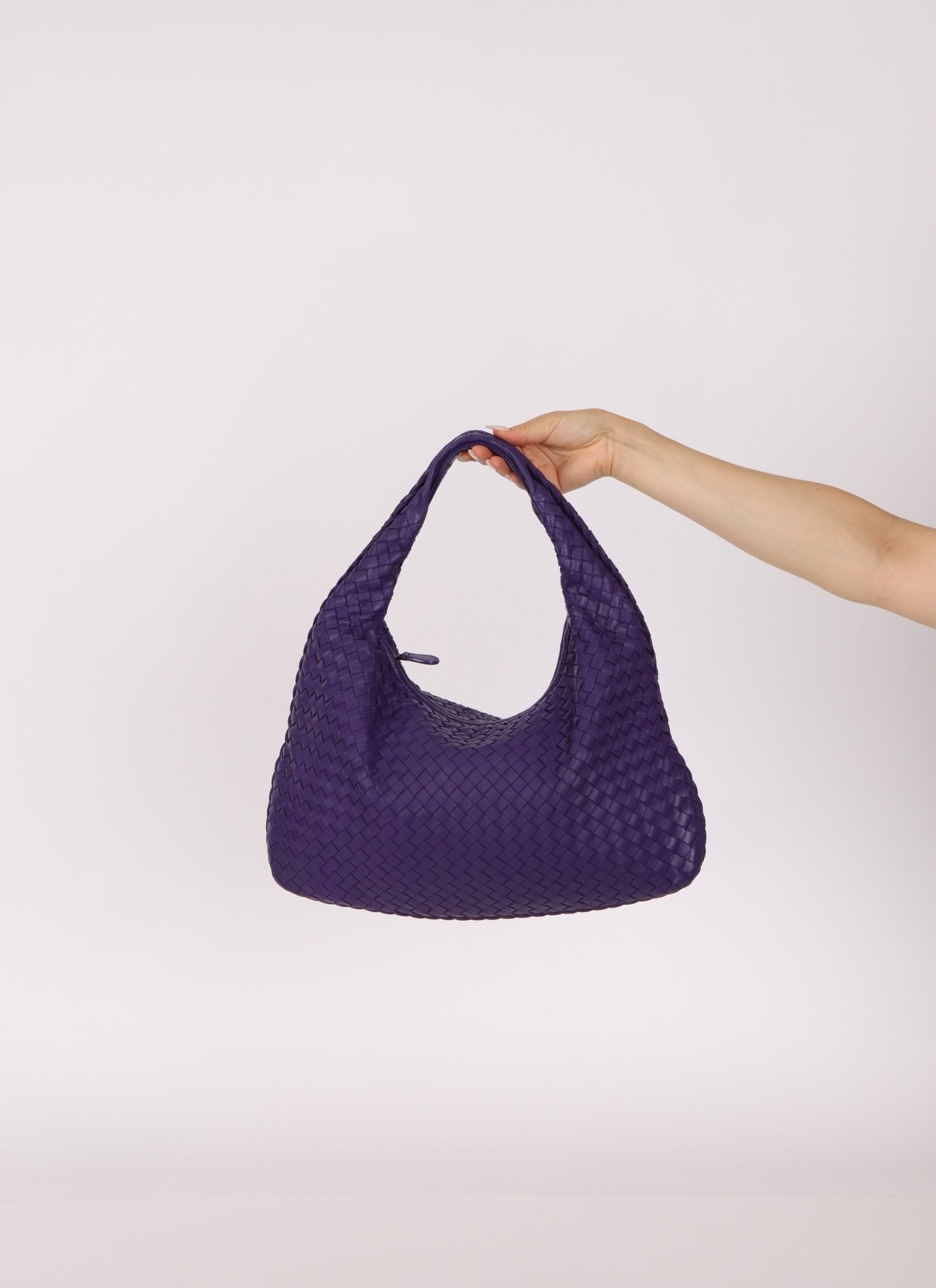 Bottega Veneta Ube Intrecciato Small Hobo - FashioNica
