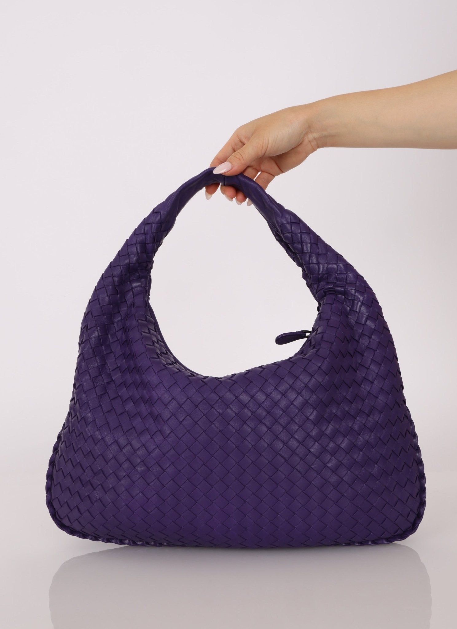 Bottega Veneta Ube Intrecciato Small Hobo - FashioNica