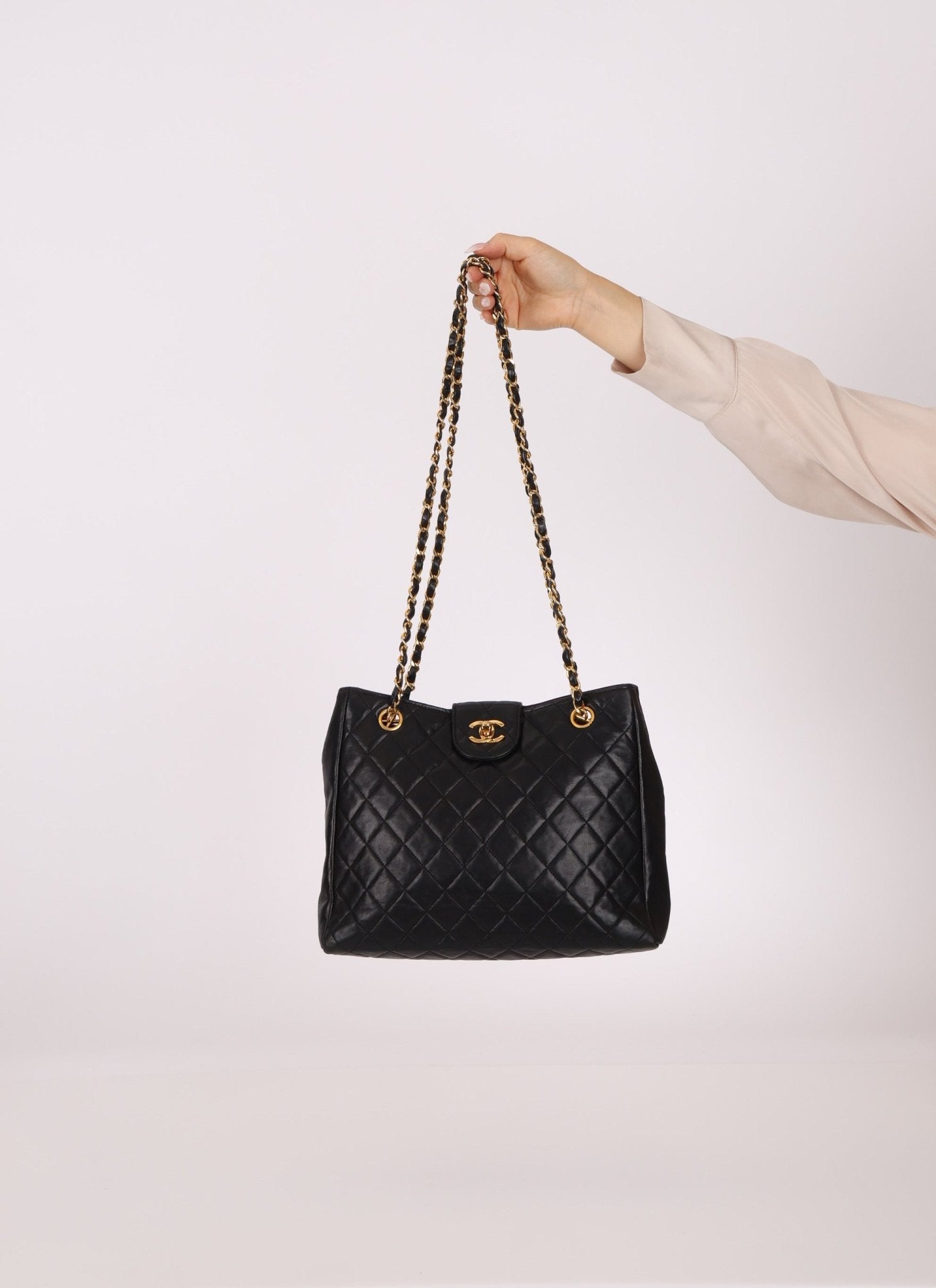 Chanel 1986 Lambskin Turnlock Chain Tote 24K GP - FashioNica