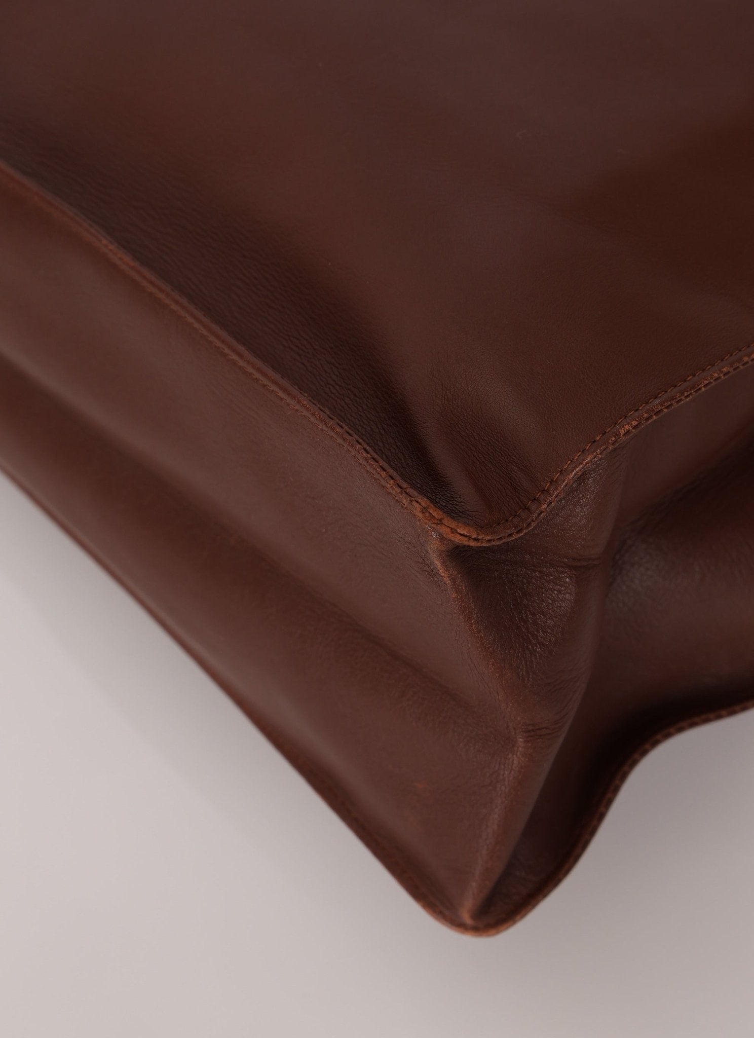 Chanel 1991 Calfskin Chocolate Chunky Chain Tote - FashioNica