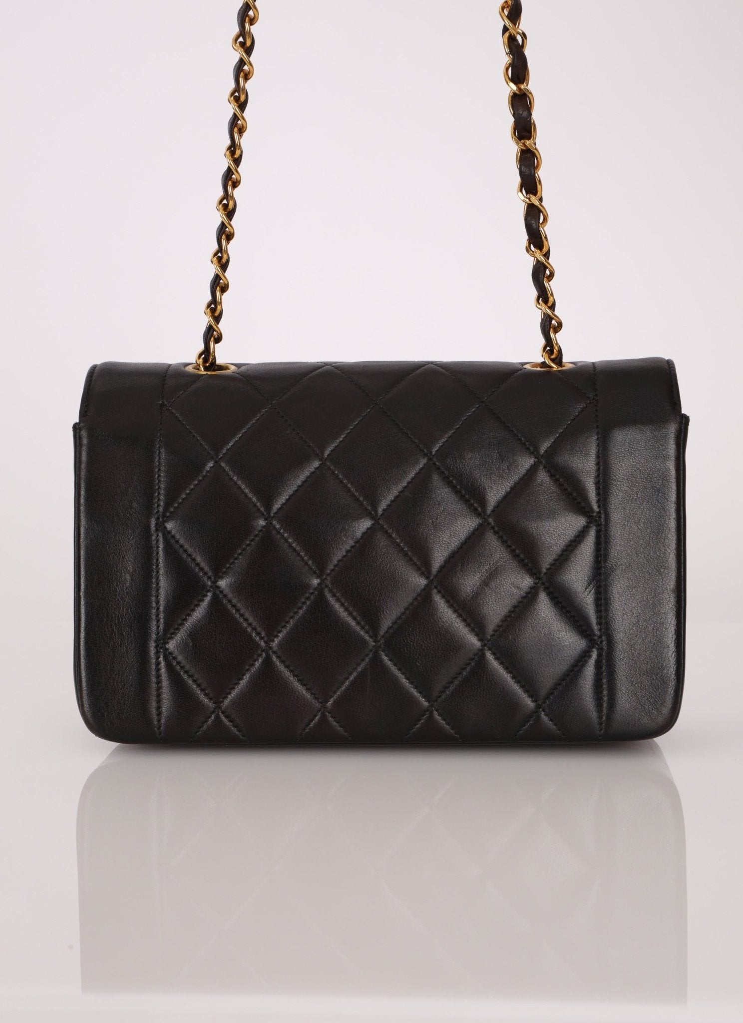 Chanel 1991 Lambskin Small Diana - FashioNica