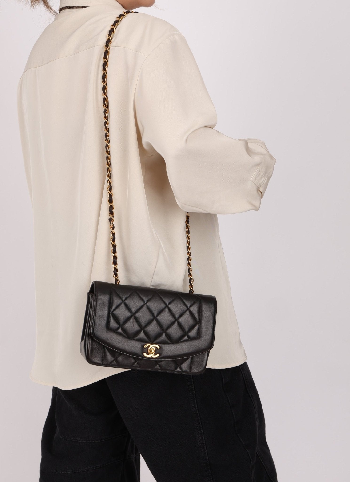 Chanel 1991 Lambskin Small Diana - FashioNica