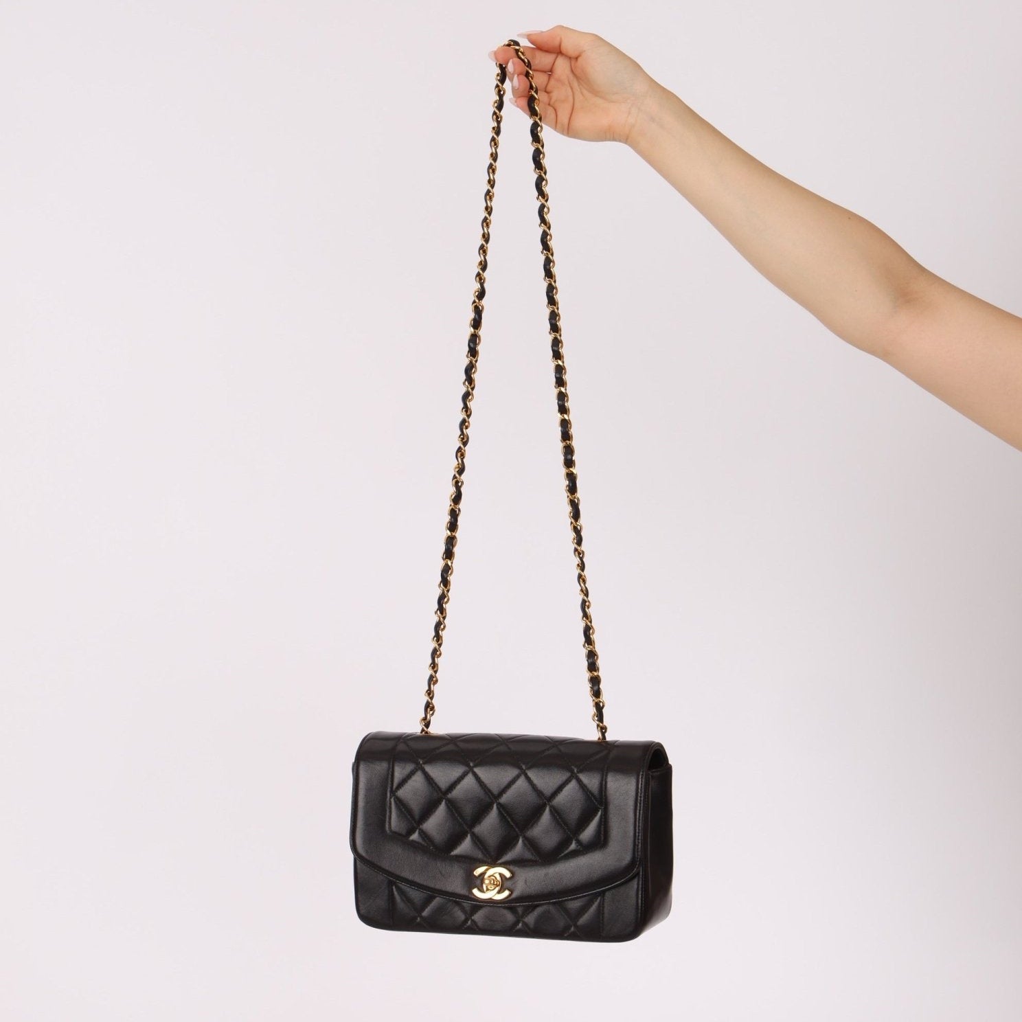 Chanel 1994 Lambskin Small Diana - FashioNica