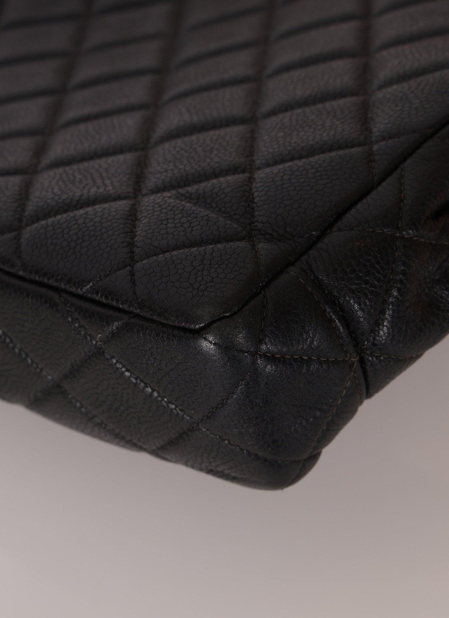 Chanel 1996 Caviar Turnlock Chain Tote - FashioNica