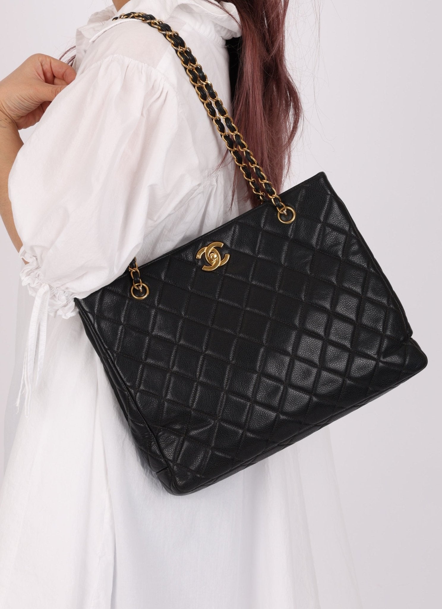 Chanel 1996 Caviar Turnlock Chain Tote - FashioNica