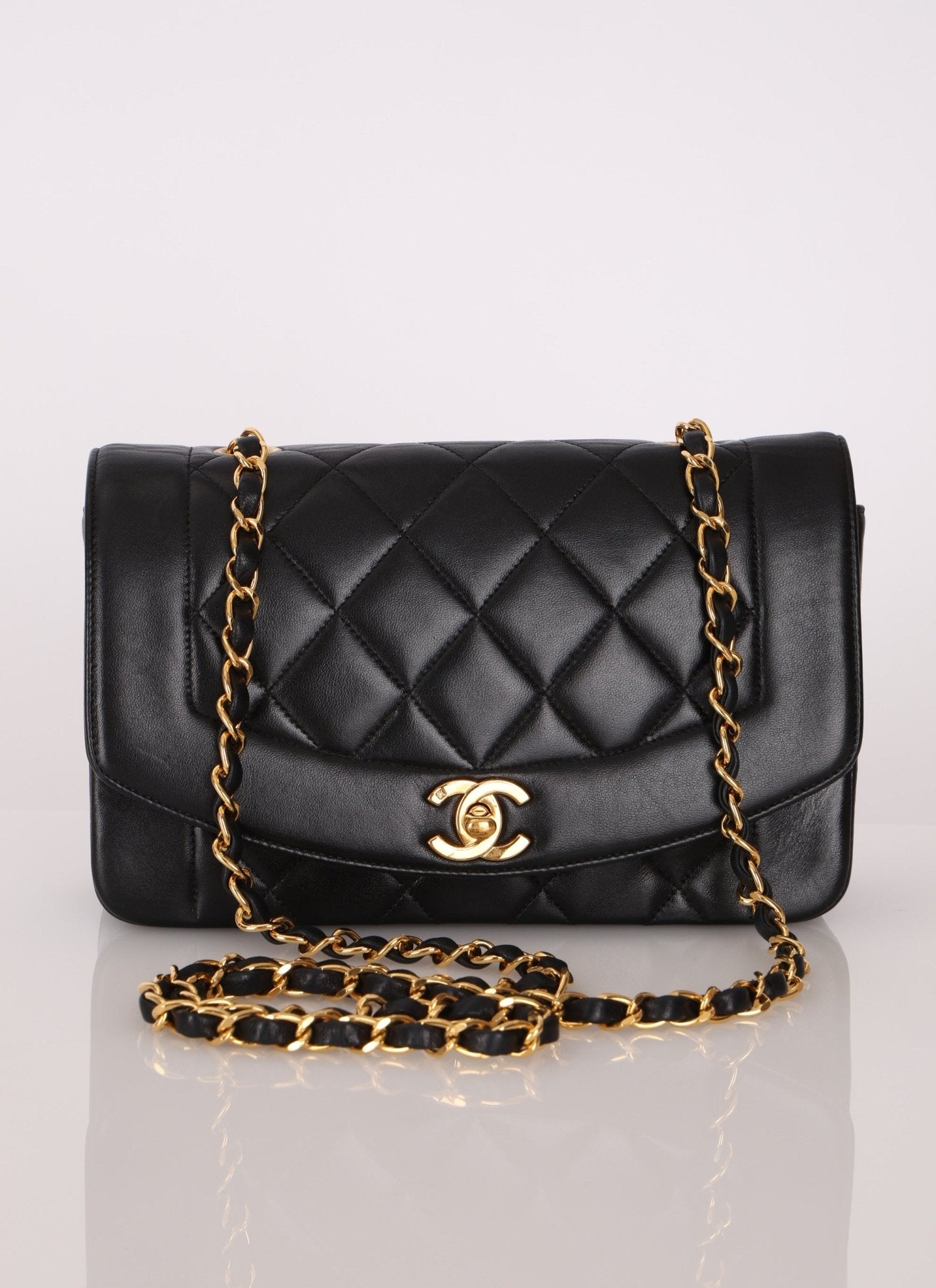Chanel 1996 Lambskin Small Diana - FashioNica