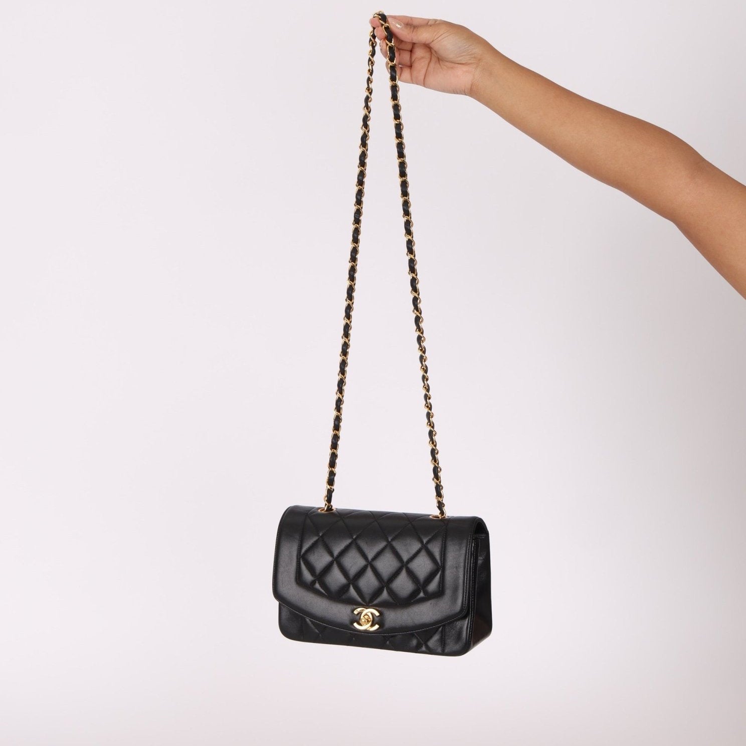 Chanel 1996 Lambskin Small Diana - FashioNica