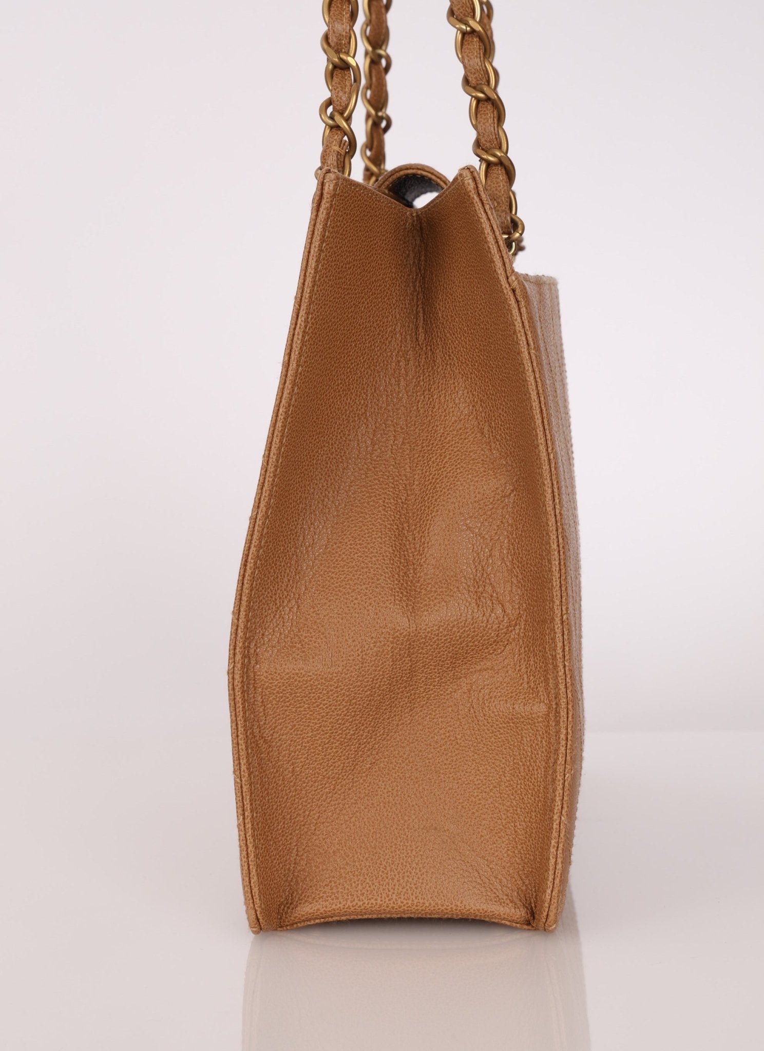 Chanel 1997 Caviar Turnlock Beige Chain Bag - FashioNica