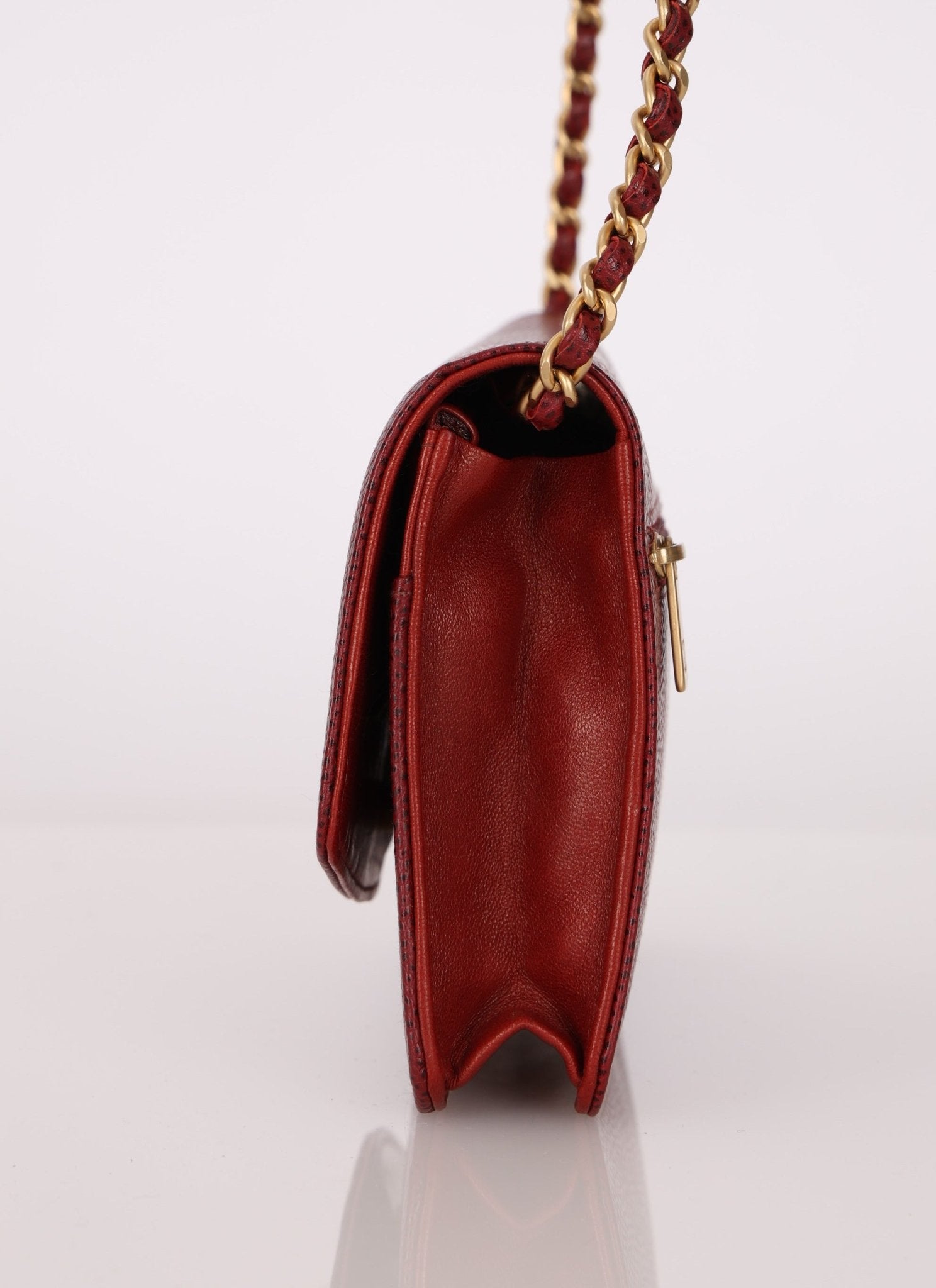 Chanel 2000 Caviar Bordeaux Wallet on Chain Matte GHW - FashioNica