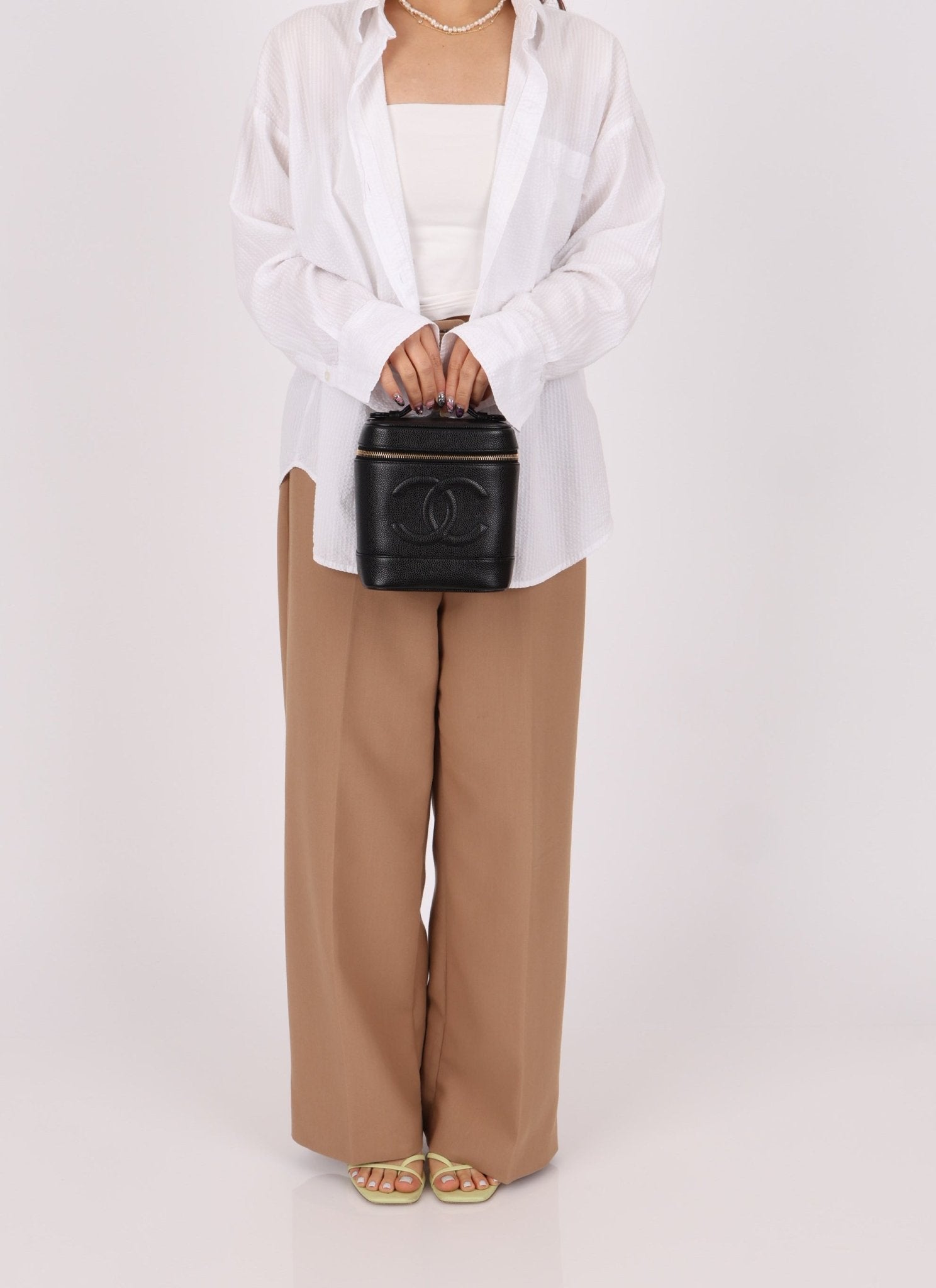 Chanel 2002 Caviar Vanity Bag - FashioNica