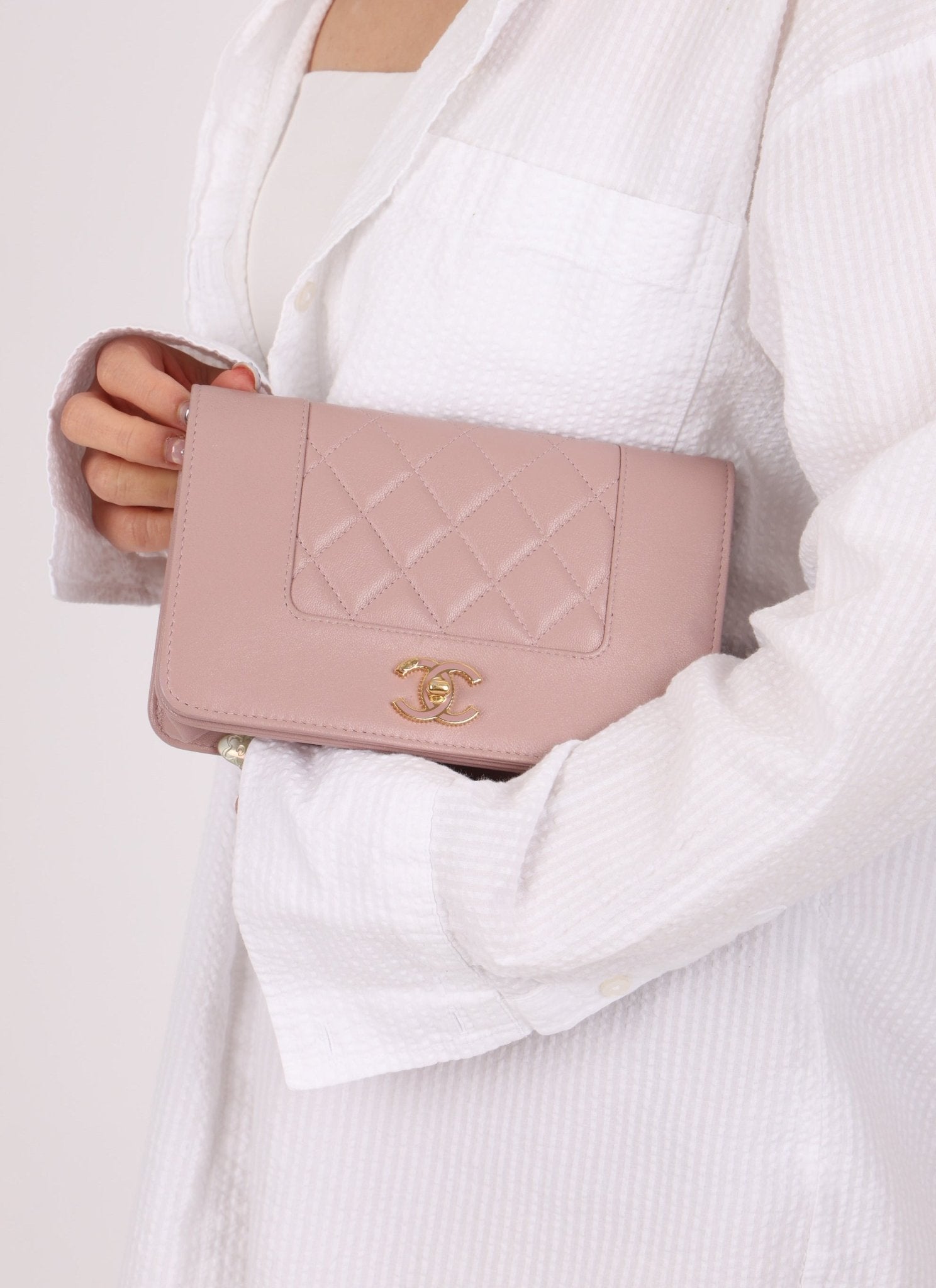 Chanel 2016 Mademoiselle Lilac Sheepskin Wallet on Chain - FashioNica