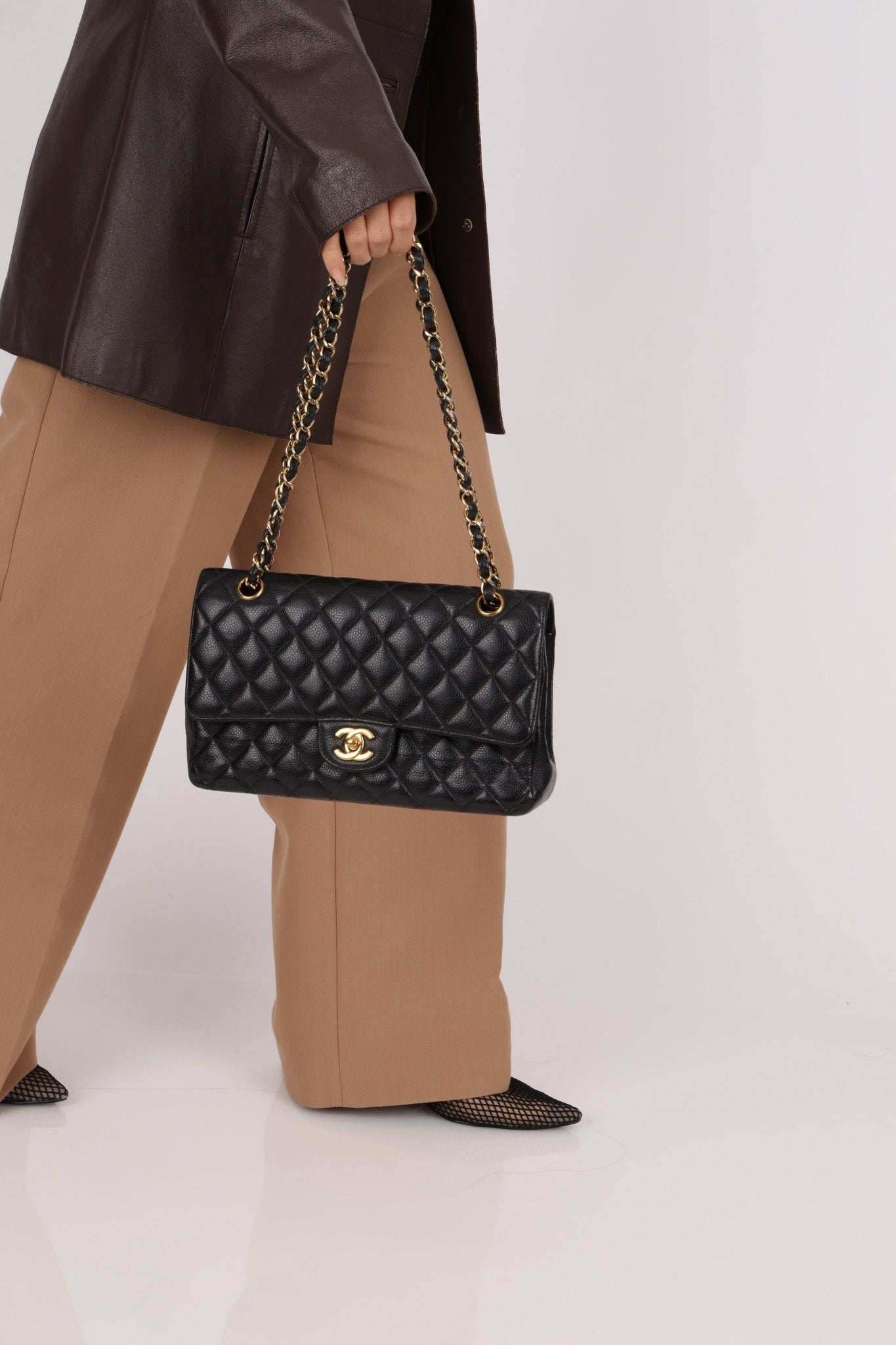 Chanel 2019 Caviar Medium Classic Double Flap GHW - FashioNica