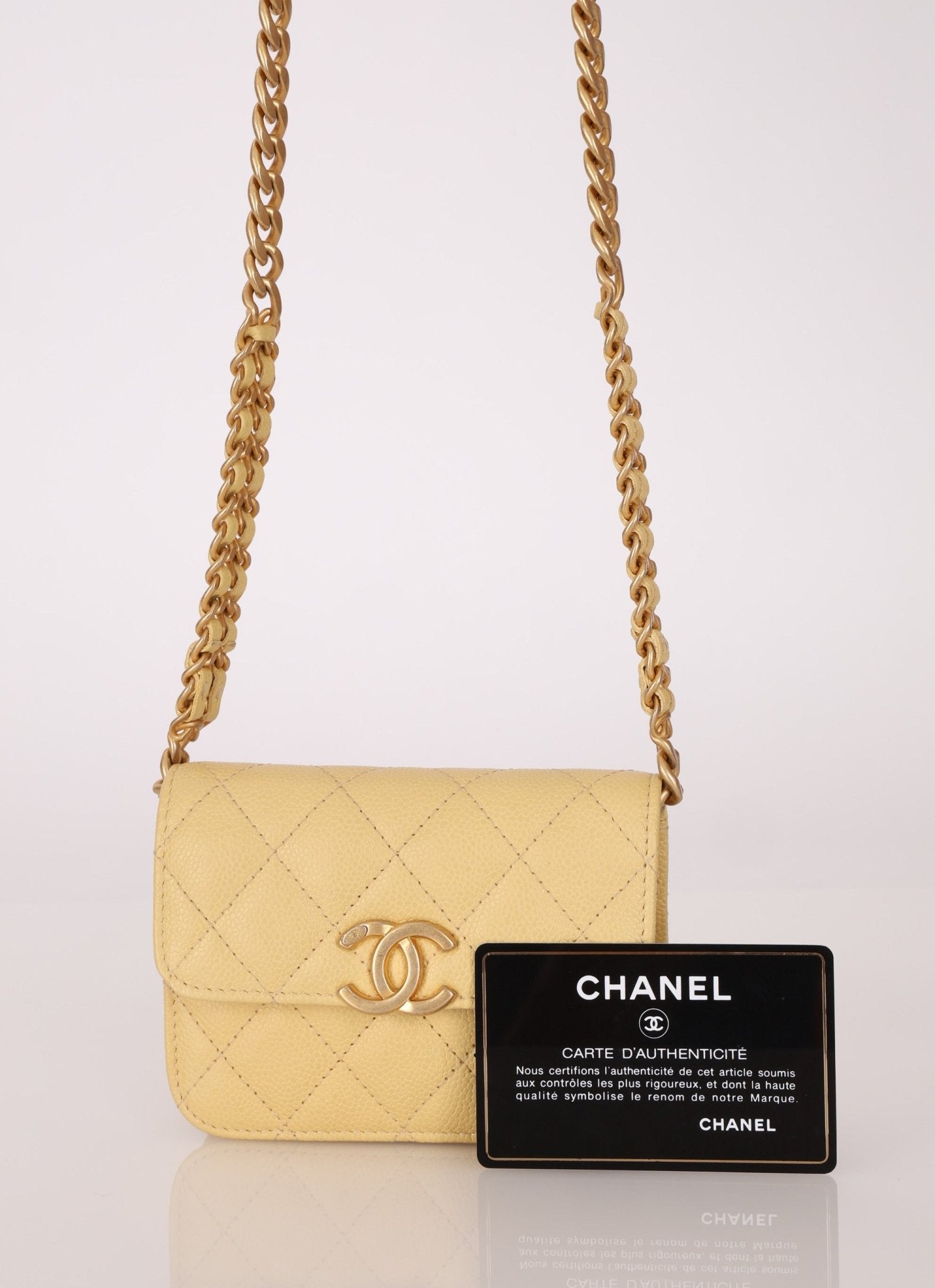 Chanel 2021 Caviar Butter Cardholder on Chain - FashioNica