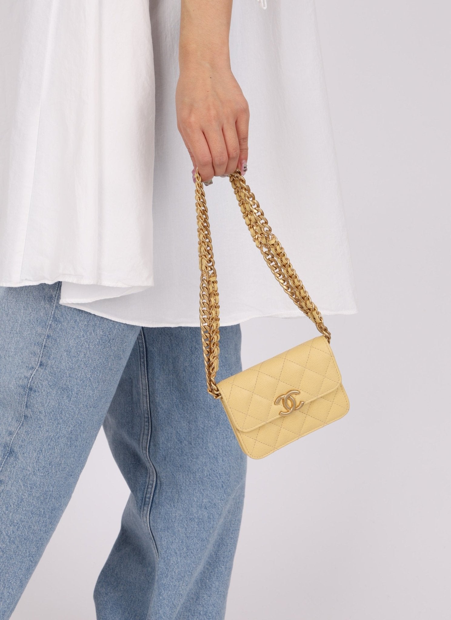 Chanel 2021 Caviar Butter Cardholder on Chain - FashioNica