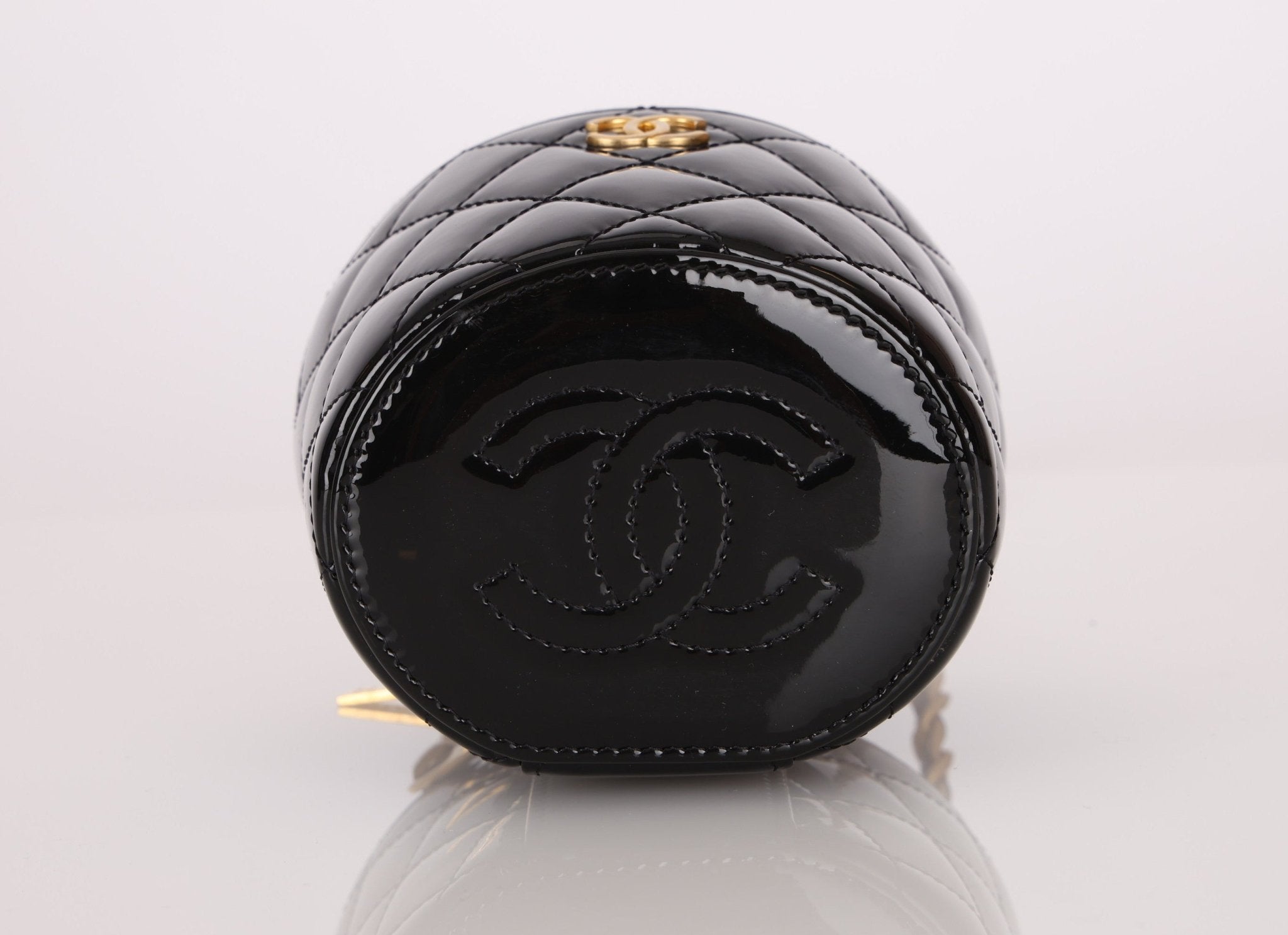 Chanel 2022 Patent Afternoon Tea Vanity on Chain - FashioNica