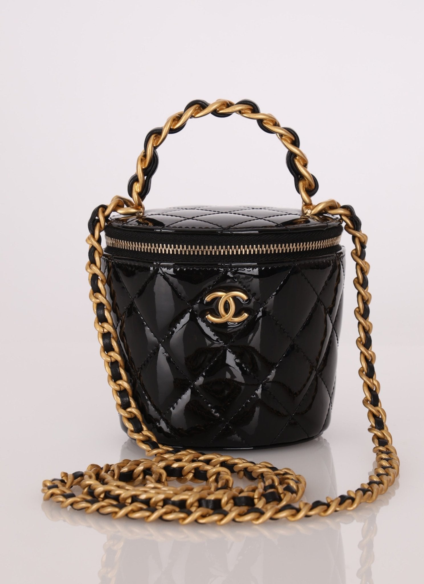 Chanel 2022 Patent Afternoon Tea Vanity on Chain - FashioNica
