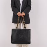 Chanel Calfskin Chunky Chain Tote - FashioNica