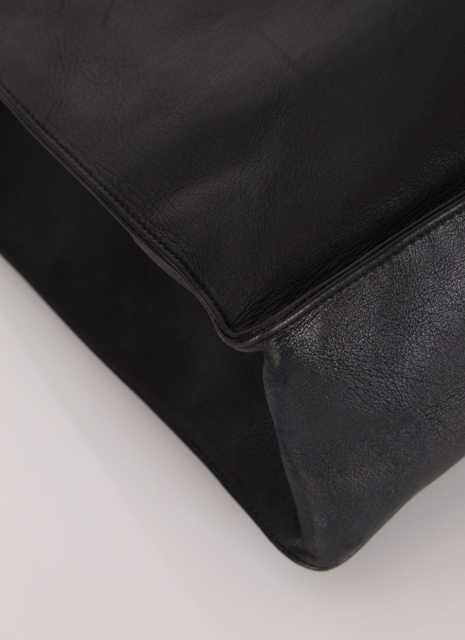 Chanel Calfskin Chunky Chain Tote - FashioNica