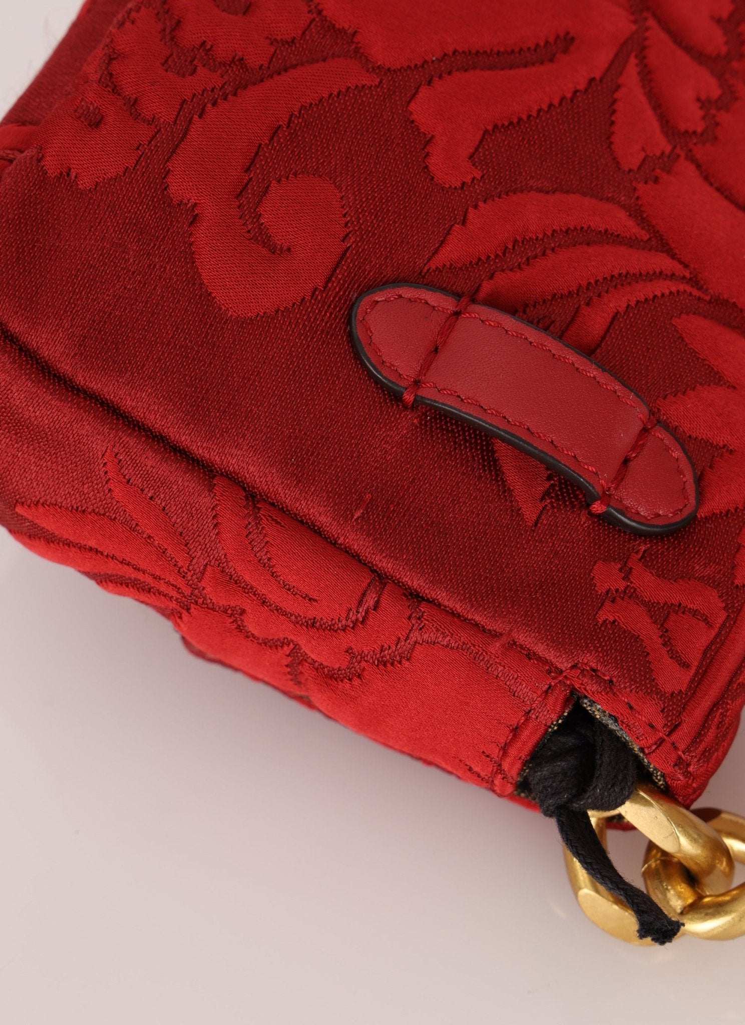Fendi Floral Embroidered Red Baguette Waist Bag - FashioNica