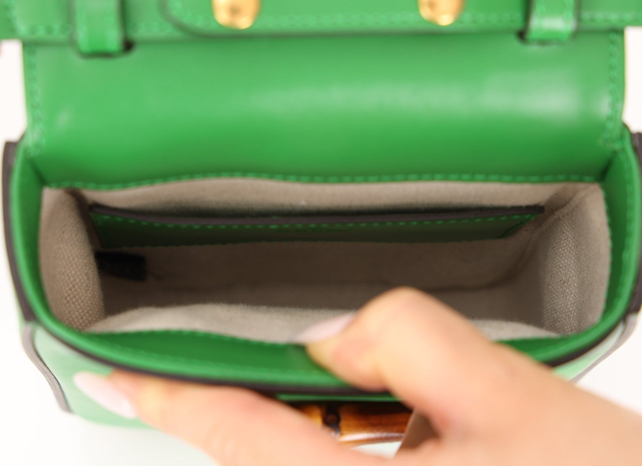 Gucci Green Bamboo Turnlock Vertical Top Handle 3 Way Bag - FashioNica