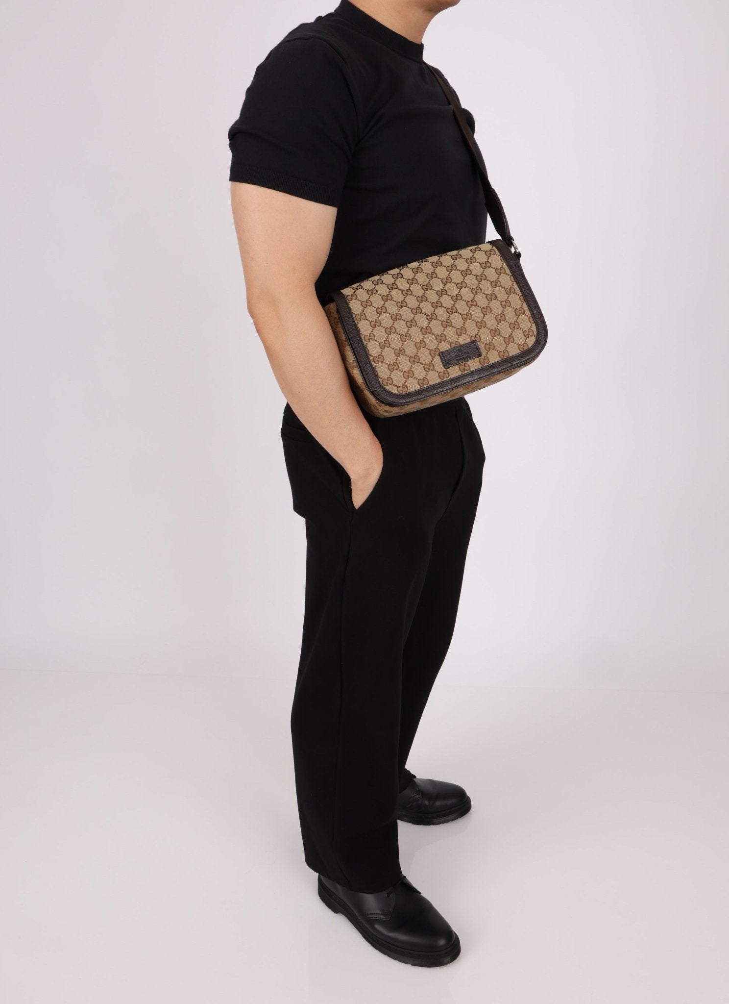 Gucci Monogram Messenger Bag - FashioNica