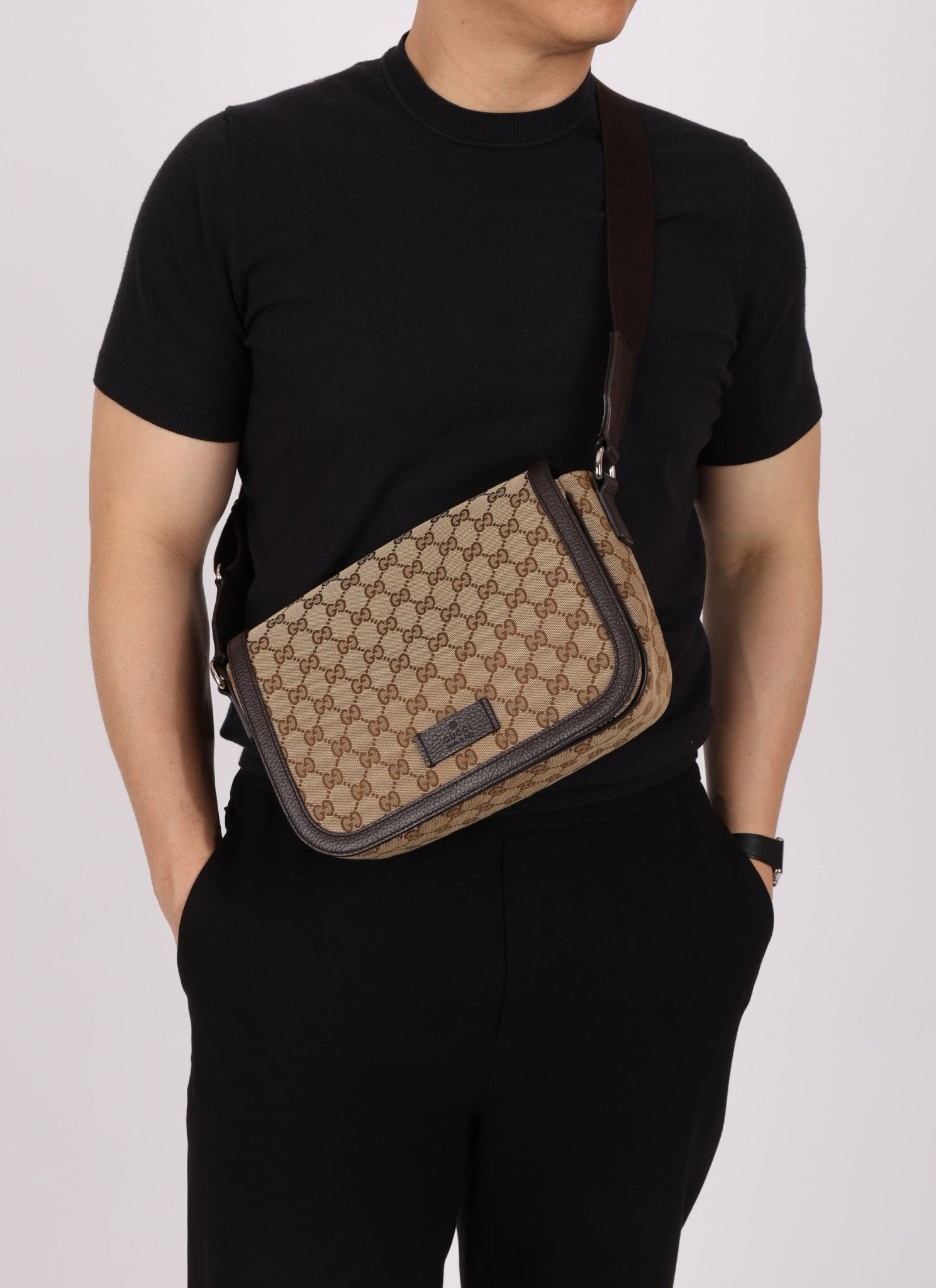 Gucci Monogram Messenger Bag - FashioNica