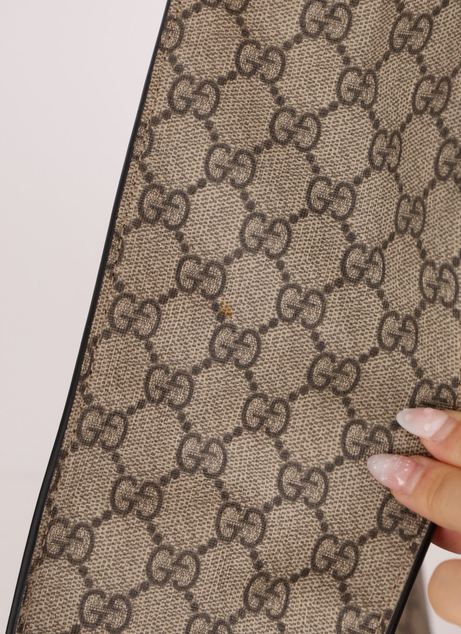 Gucci Monogram Supreme Canvas Tote Bag - FashioNica