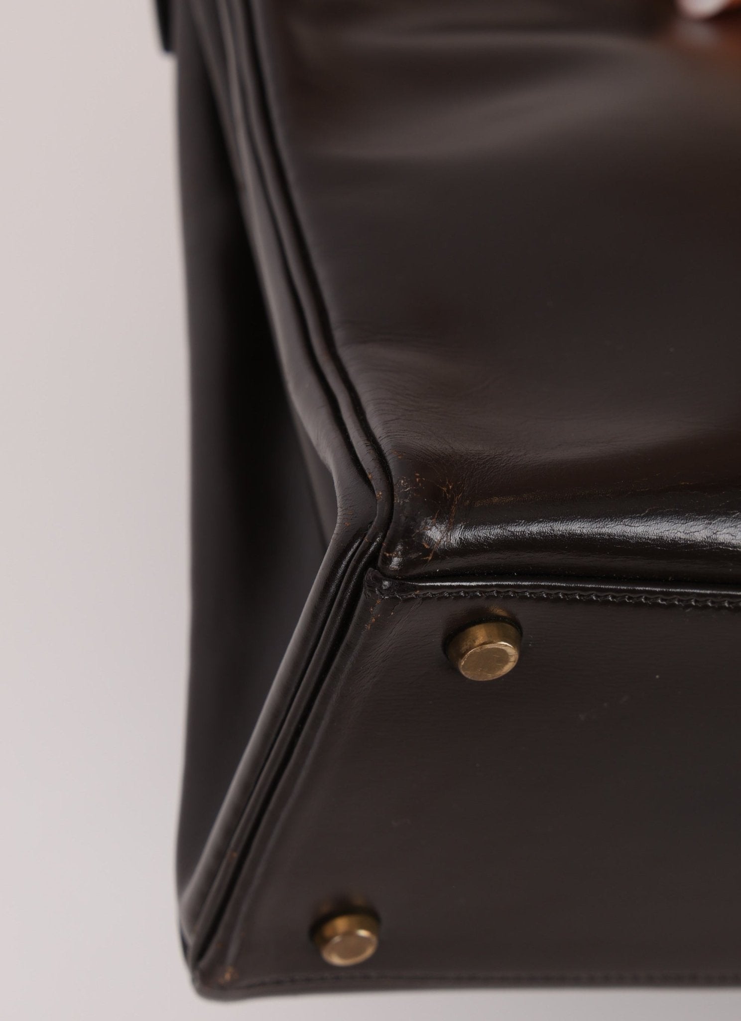 Hermès 1979 Chocolate Box Retourne Kelly 32 with Strap - FashioNica