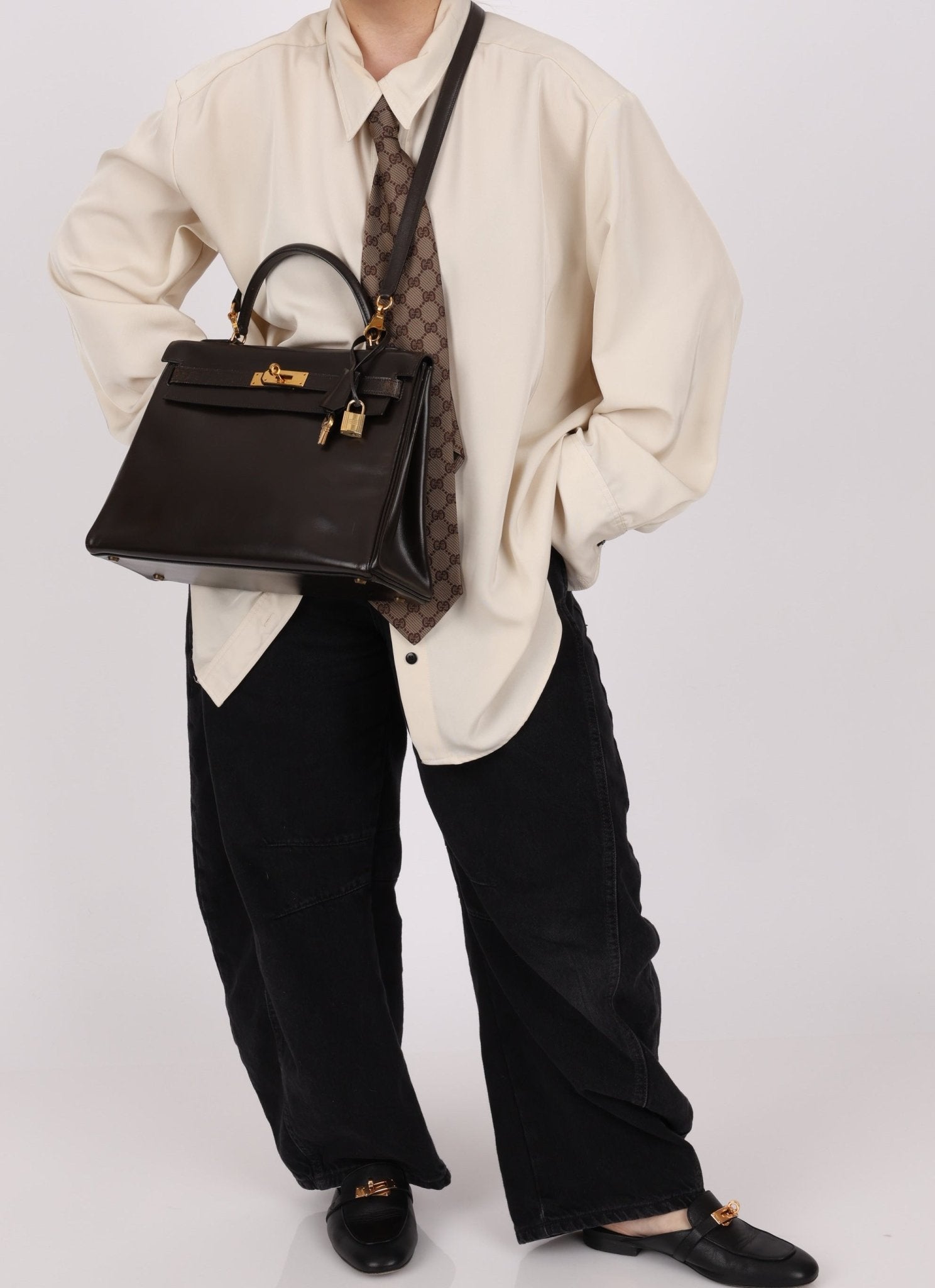 Hermès 1979 Chocolate Box Retourne Kelly 32 with Strap - FashioNica