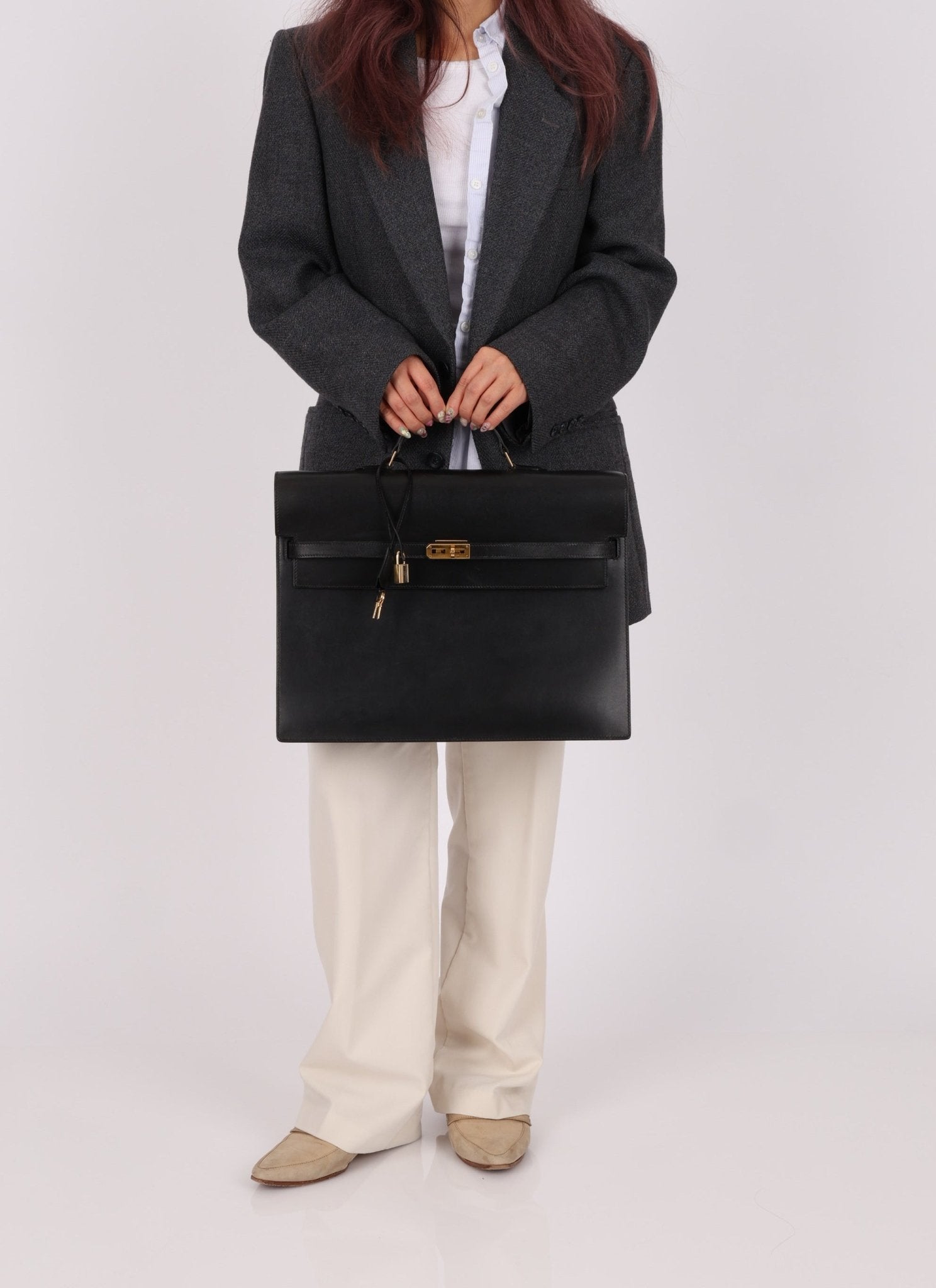 Hermès 2000 Noir Box Kelly Dépêches 38 GHW - FashioNica