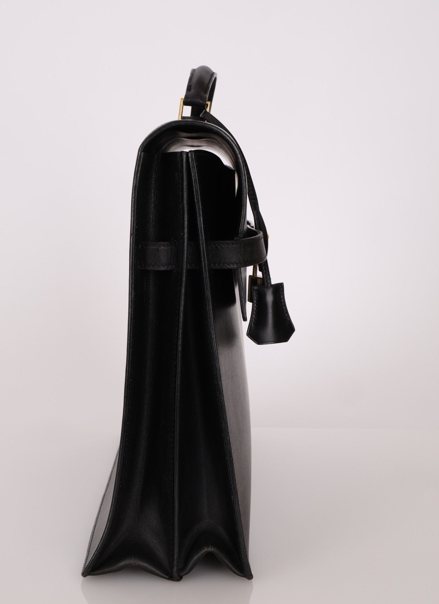 Hermès 2000 Noir Box Kelly Dépêches 38 GHW - FashioNica