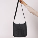Hermès 2012 Noir Epsom Evelyne PM Gen l - FashioNica
