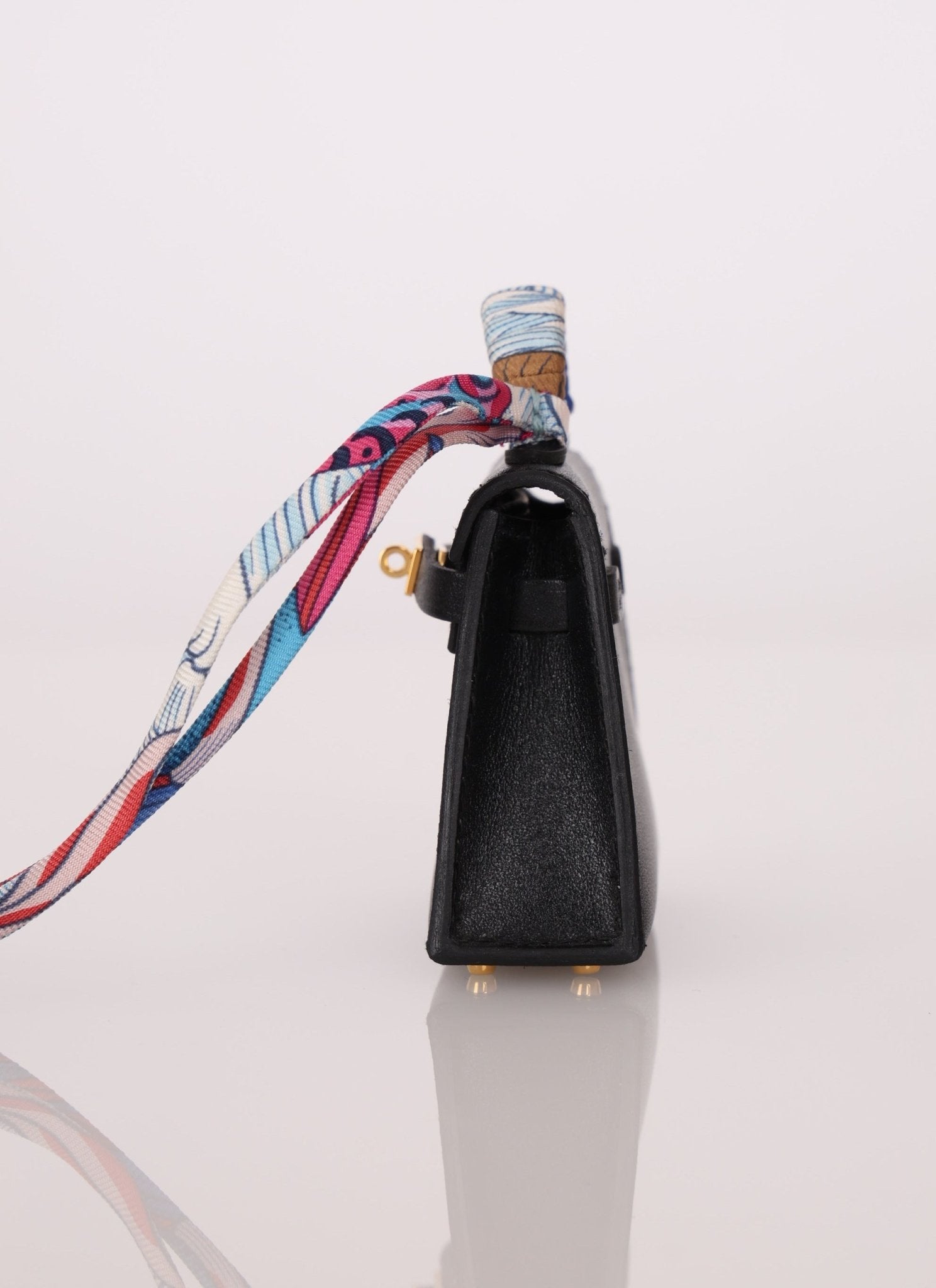 Hermès 2022 Noir Tadelakt Micro Kelly Twilly - FashioNica