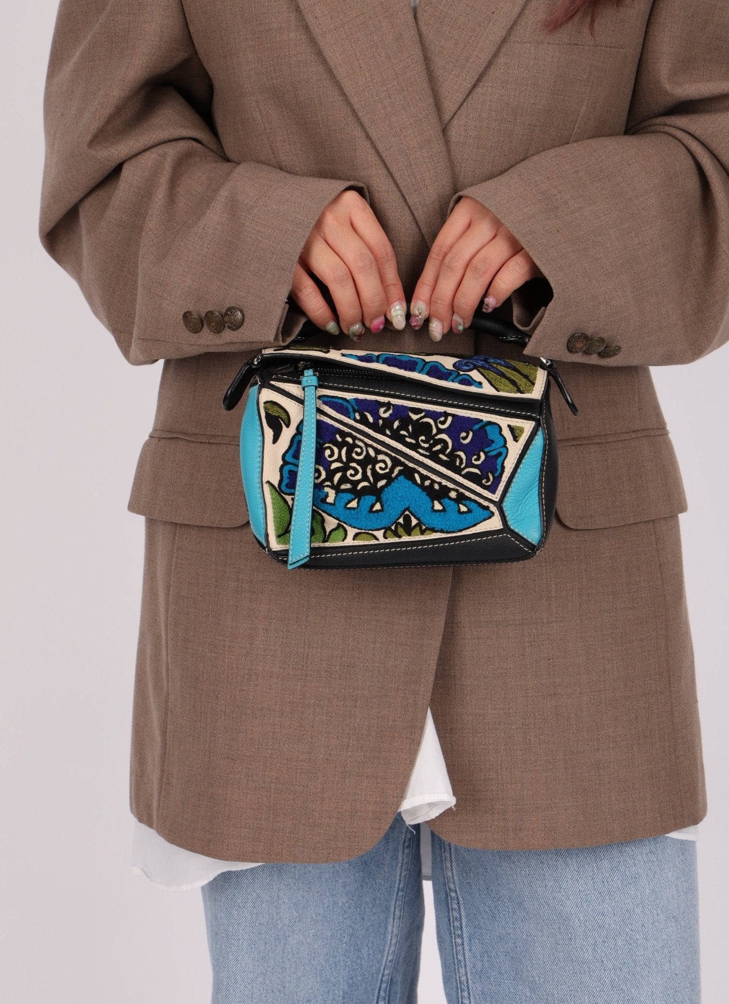 Limited Edition Loewe x William De Morgan Embroidered Floral Mini Puzzle - FashioNica