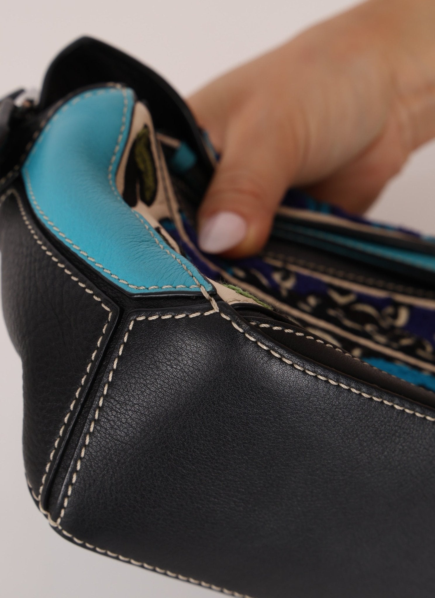 Limited Edition Loewe x William De Morgan Embroidered Floral Mini Puzzle - FashioNica