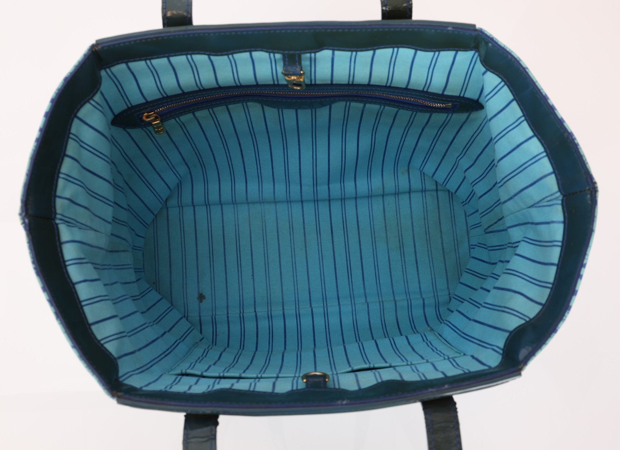 Limited Edition Louis Vuitton x Takashi Murakami Patent Cosmic Blossom Tote PM - FashioNica