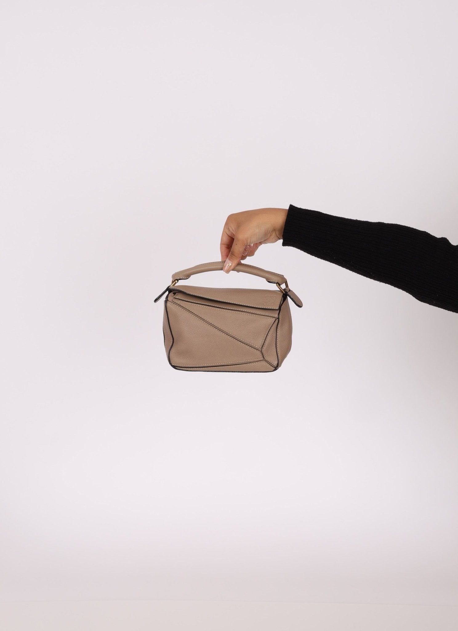Loewe Taupe Mini Puzzle - FashioNica