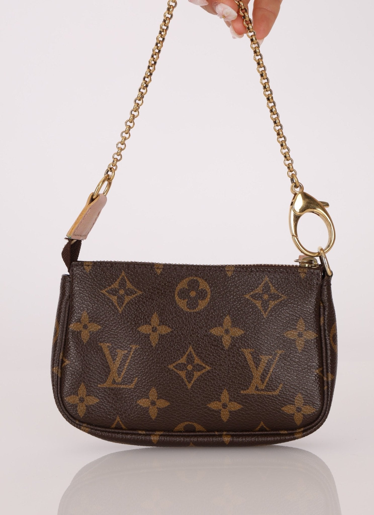 Louis Vuitton Affiche Mini Pochette - FashioNica