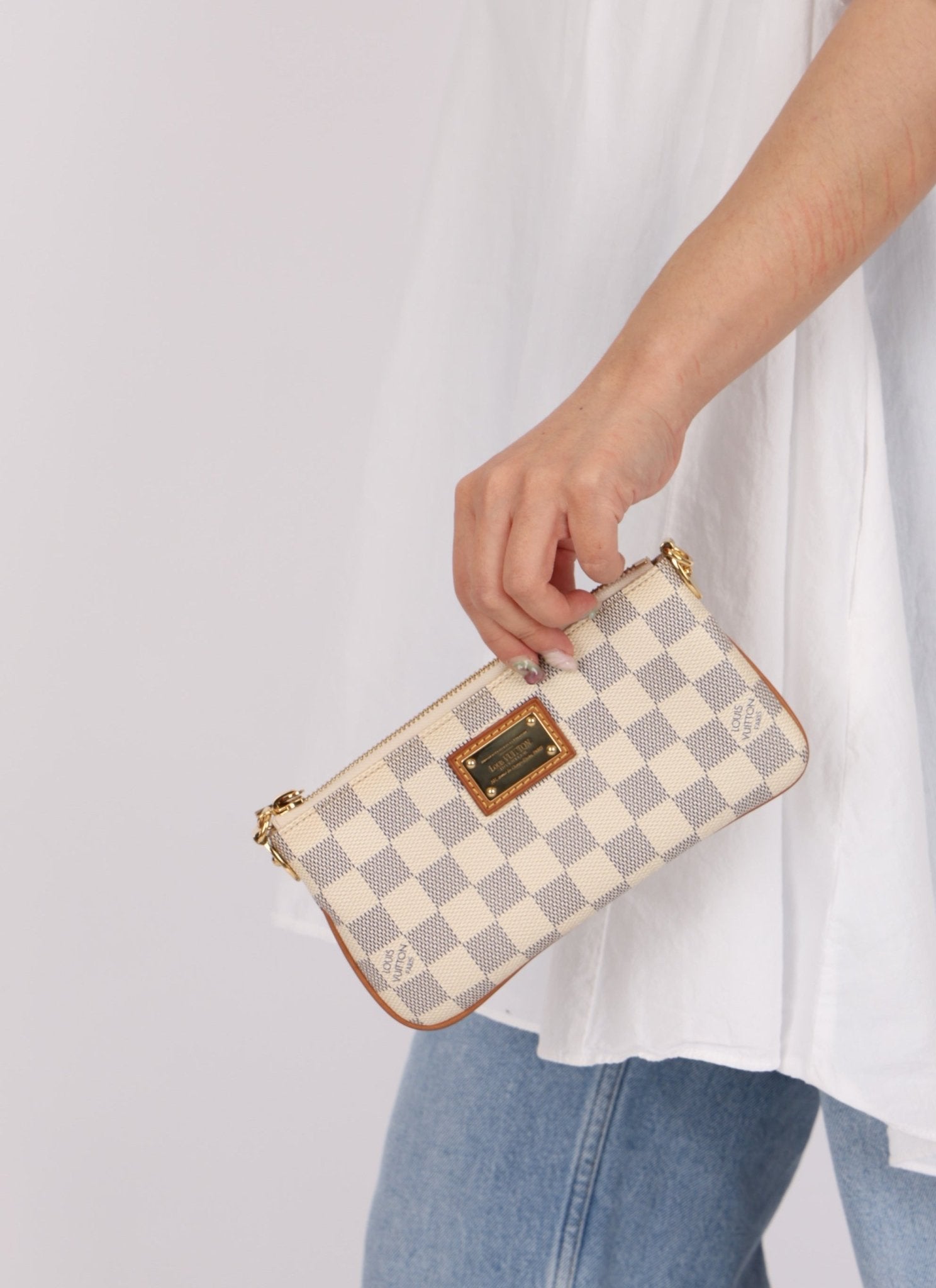 Louis Vuitton Damier Azur Milla Pochette MM - FashioNica