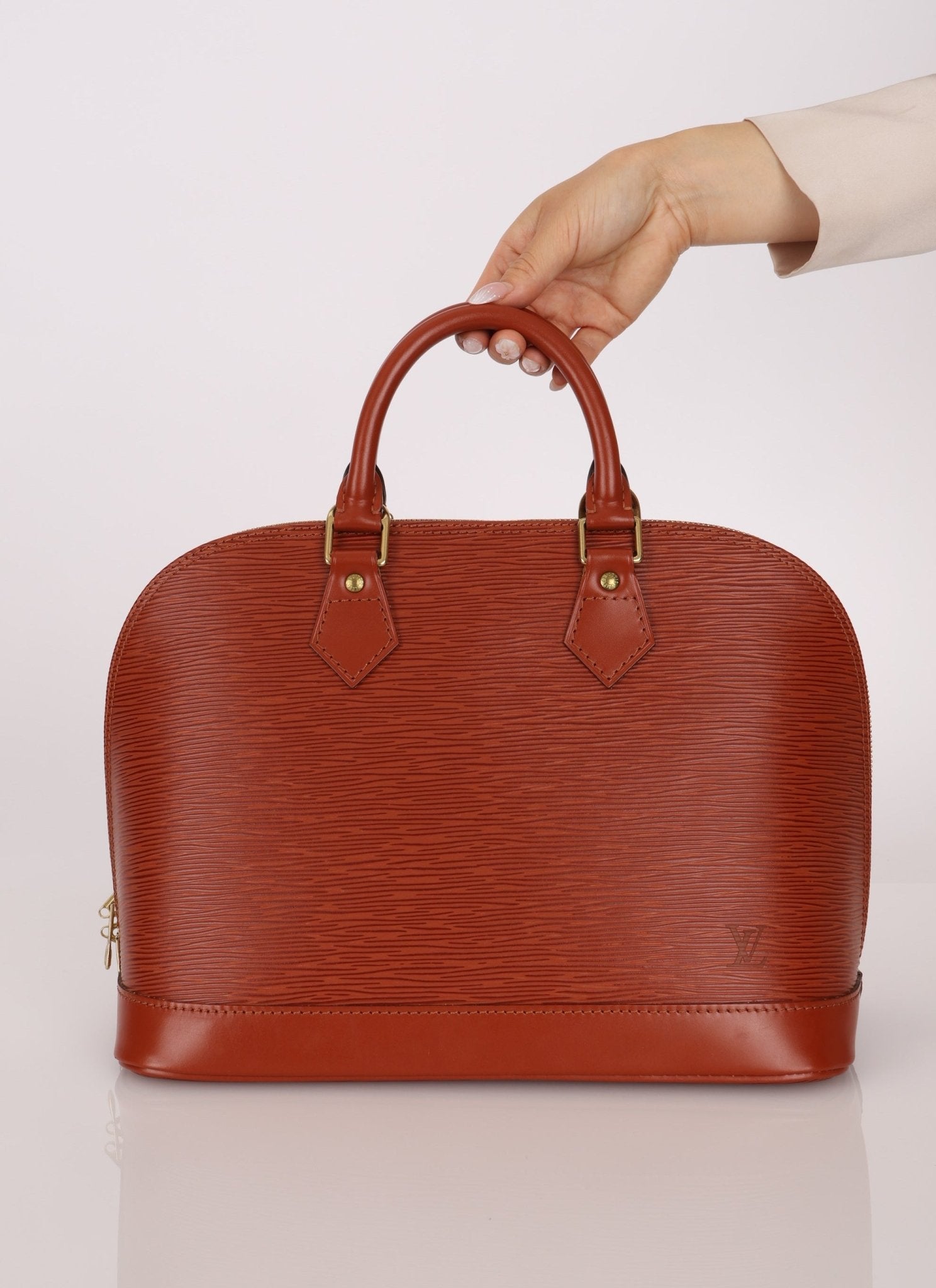 Louis Vuitton Epi Alma PM - FashioNica