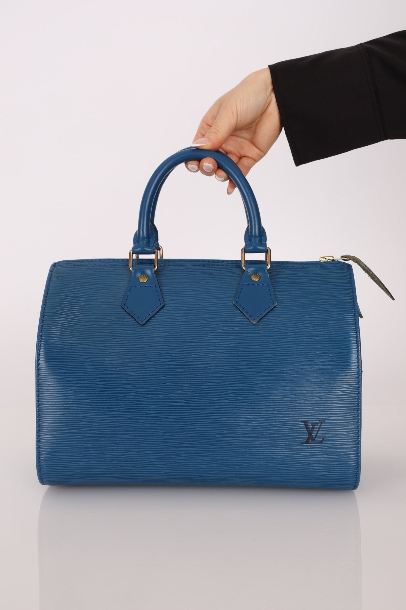 Louis Vuitton Epi Leather Speedy Handbag 30 - FashioNica