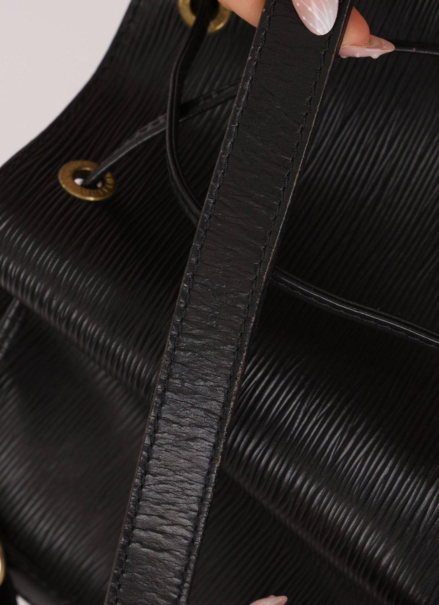 Louis Vuitton Epi Noir Petit Noe - FashioNica