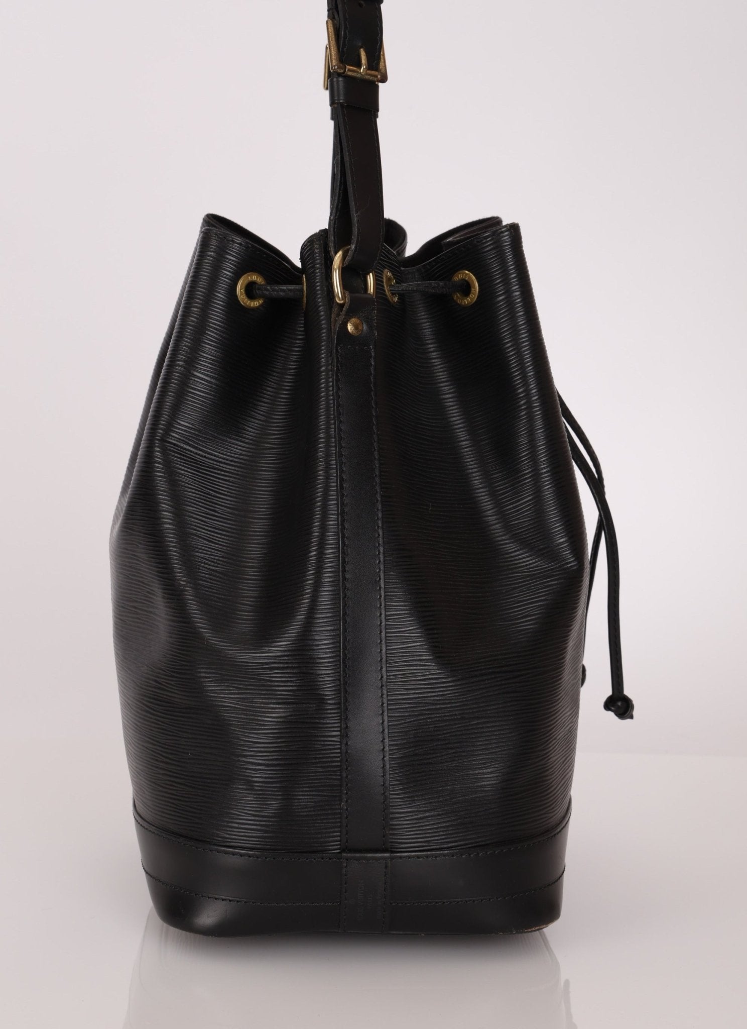 Louis Vuitton Epi Noir Petit Noe - FashioNica