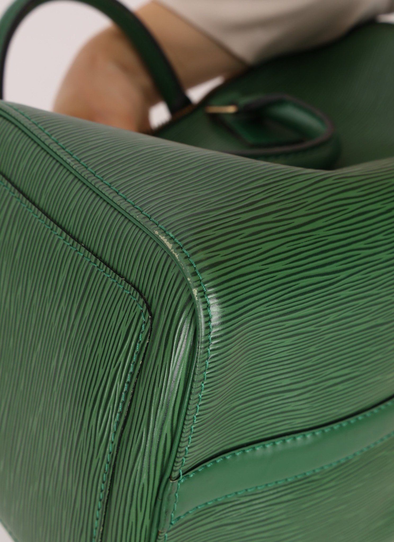 Louis Vuitton Green Epi Speedy 30 - FashioNica