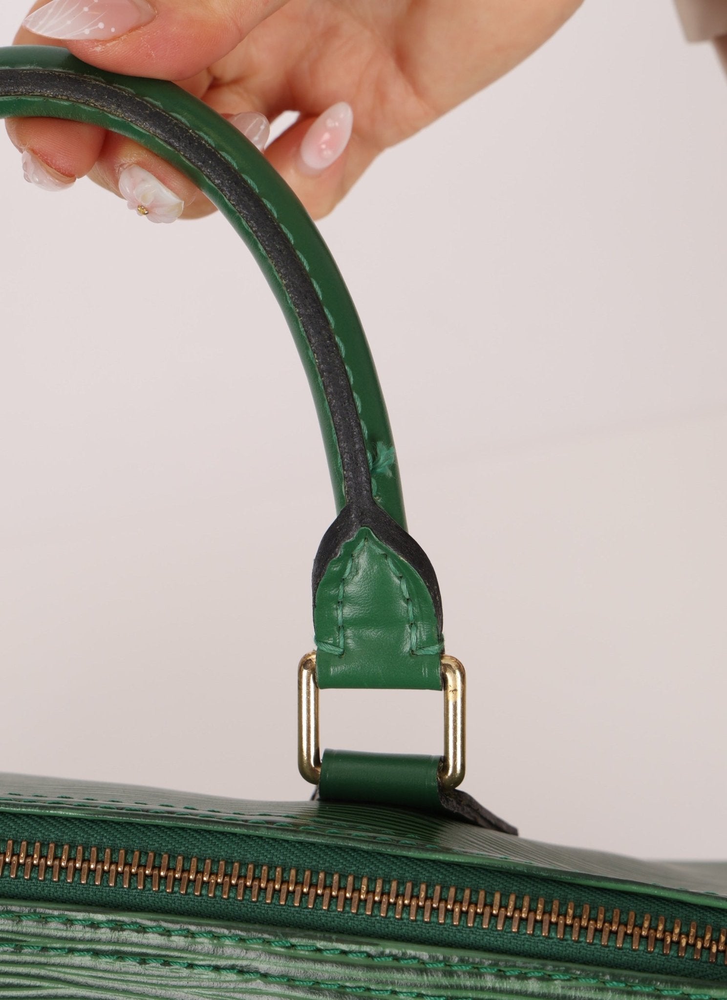 Louis Vuitton Green Epi Speedy 30 - FashioNica