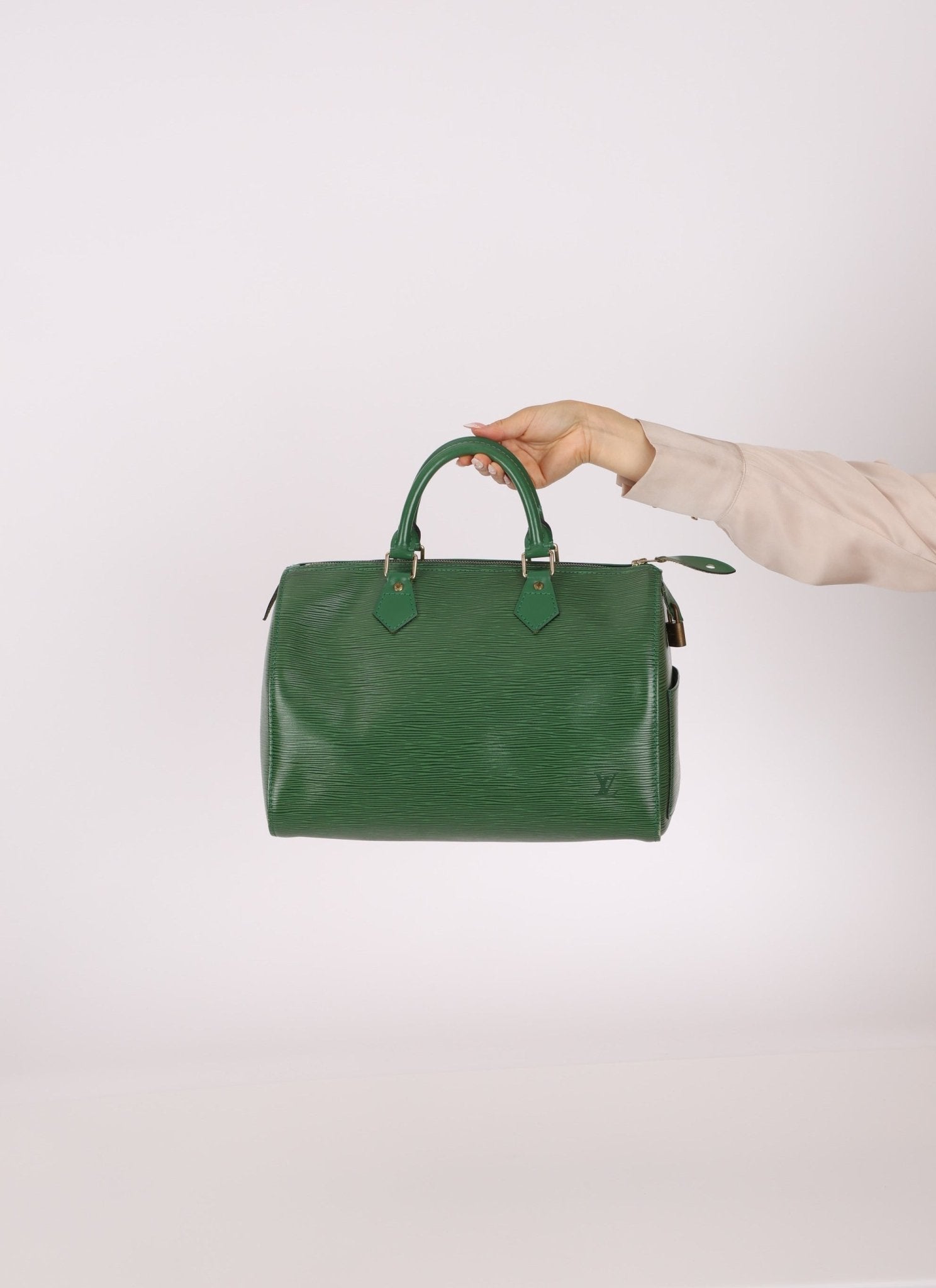 Louis Vuitton Green Epi Speedy 30 - FashioNica