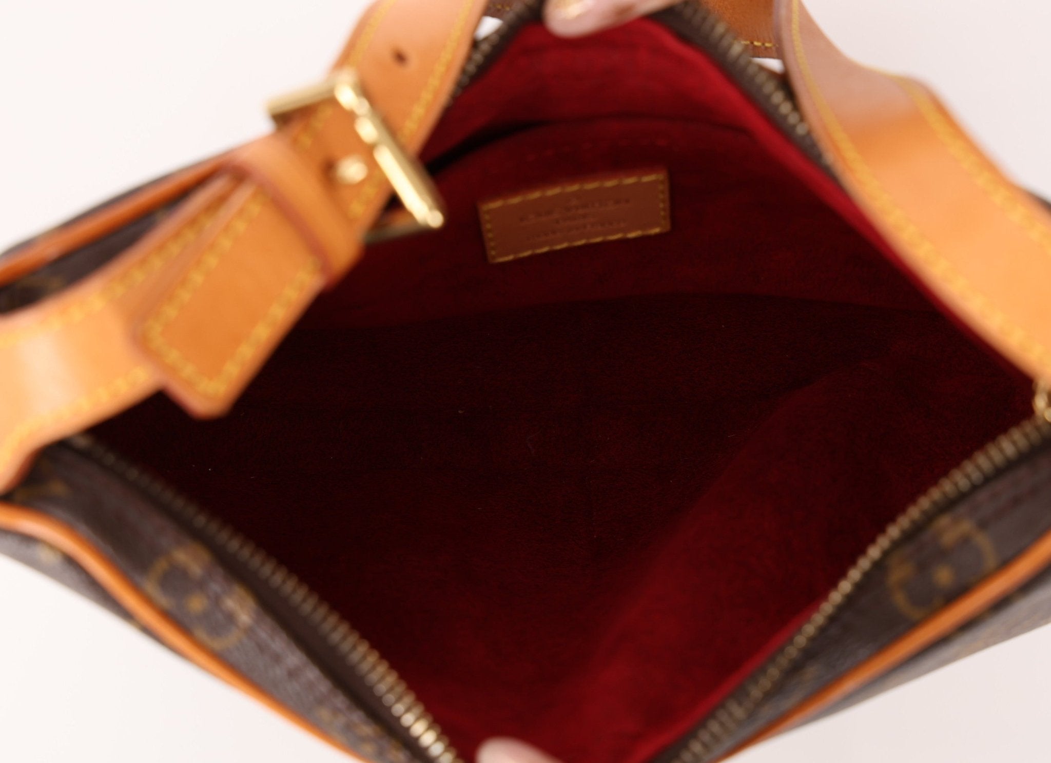 Louis Vuitton Monogram Croissant PM - FashioNica