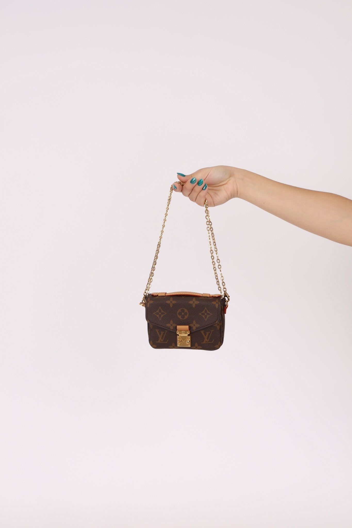 Louis Vuitton Monogram Micro Metis - FashioNica